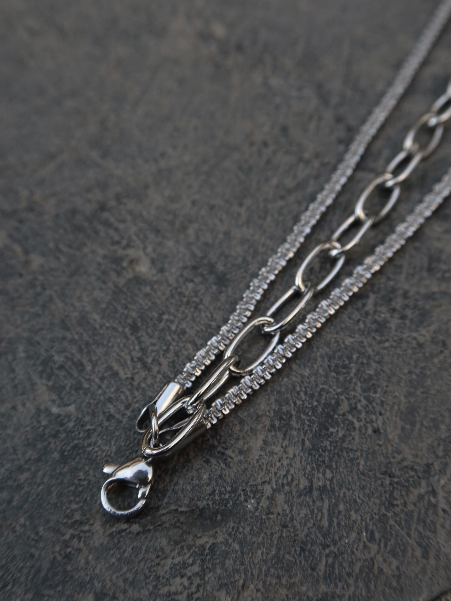 Urban Three Chains