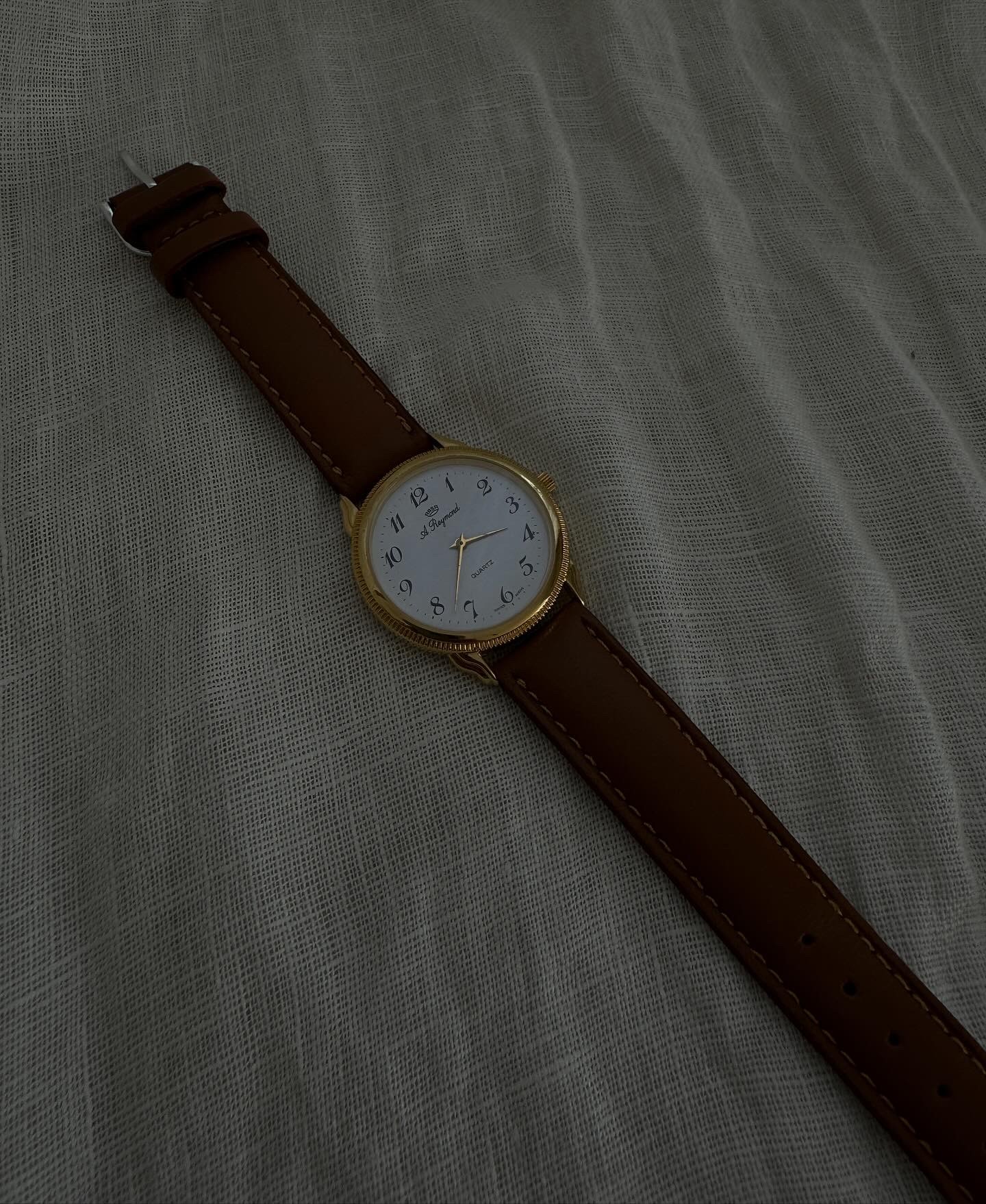 Brown Skin Cord Vintage Wristwatch