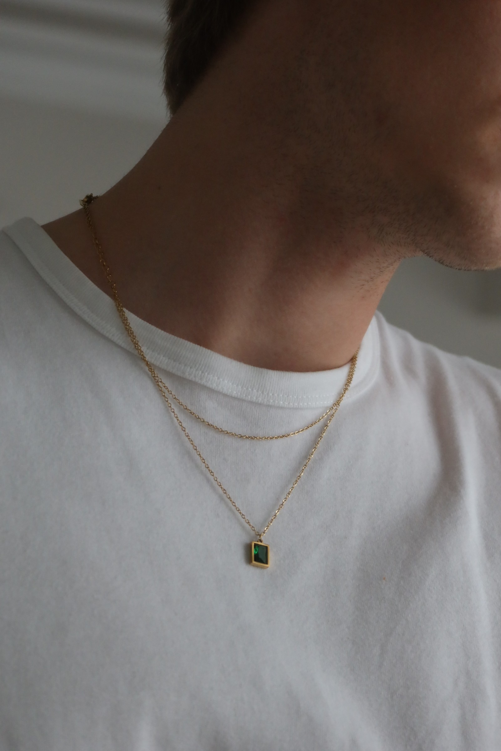 Emerald Frame Necklace