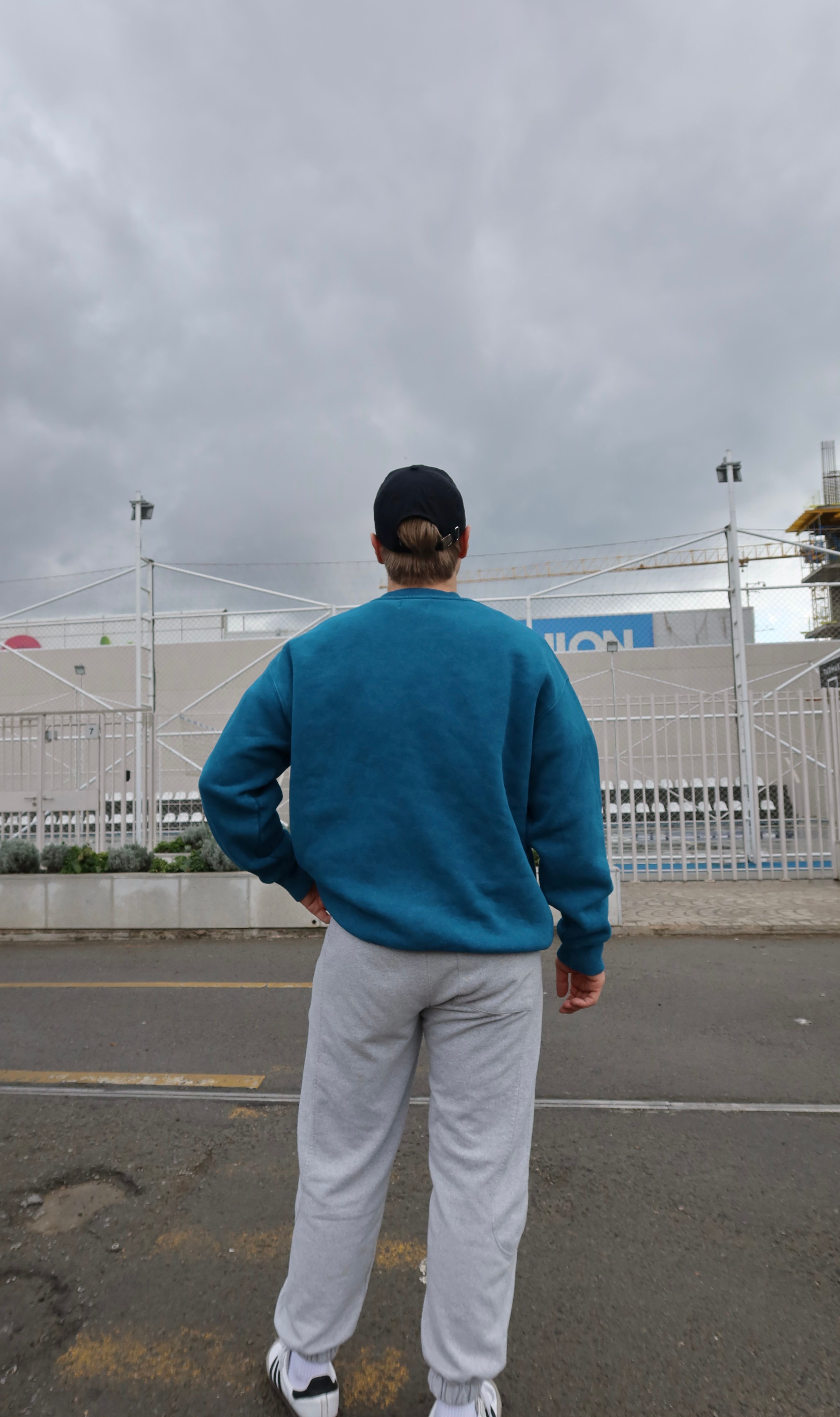 Navy Blue Oversize Sweatshirt 