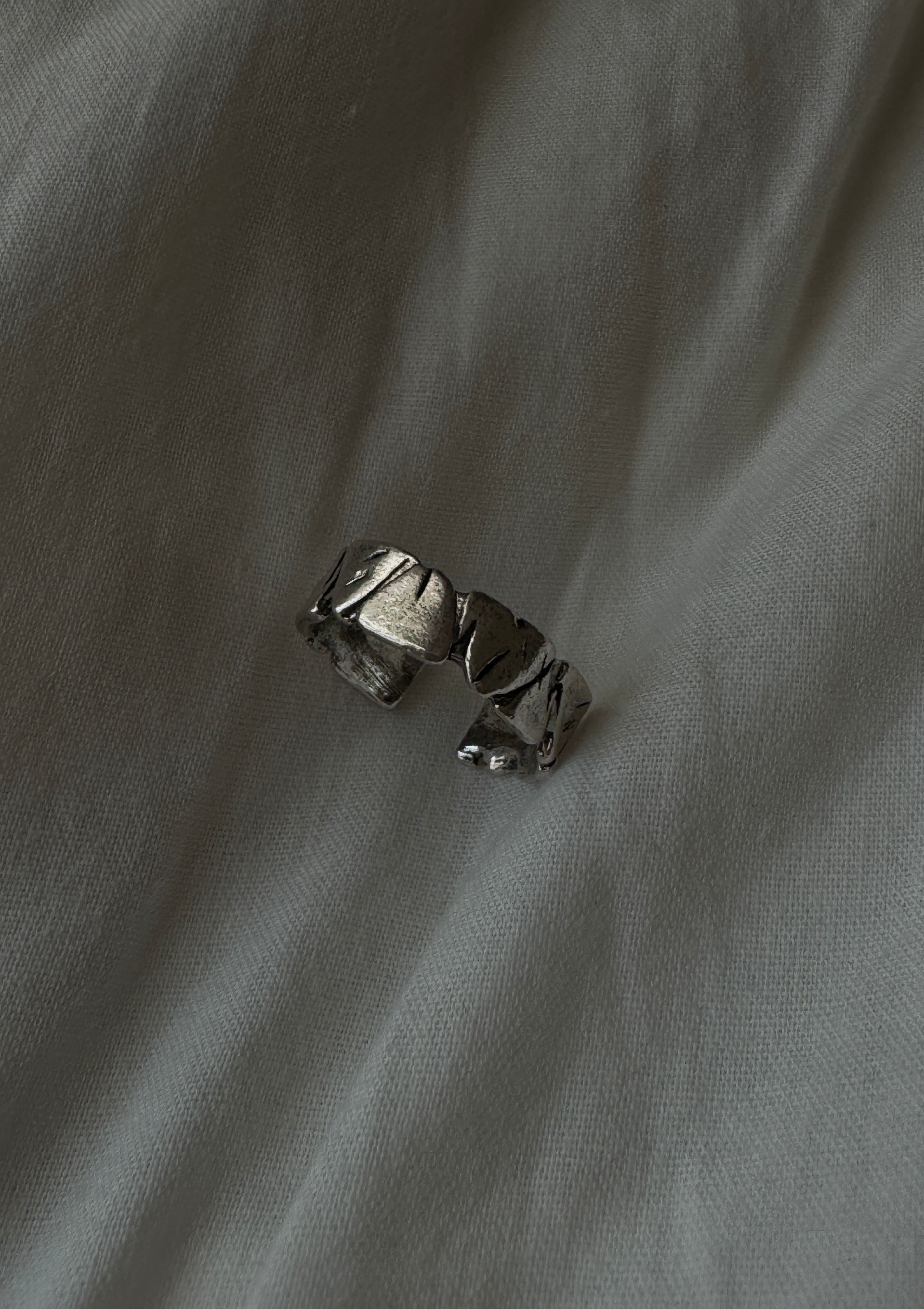 Silver Crack Ring