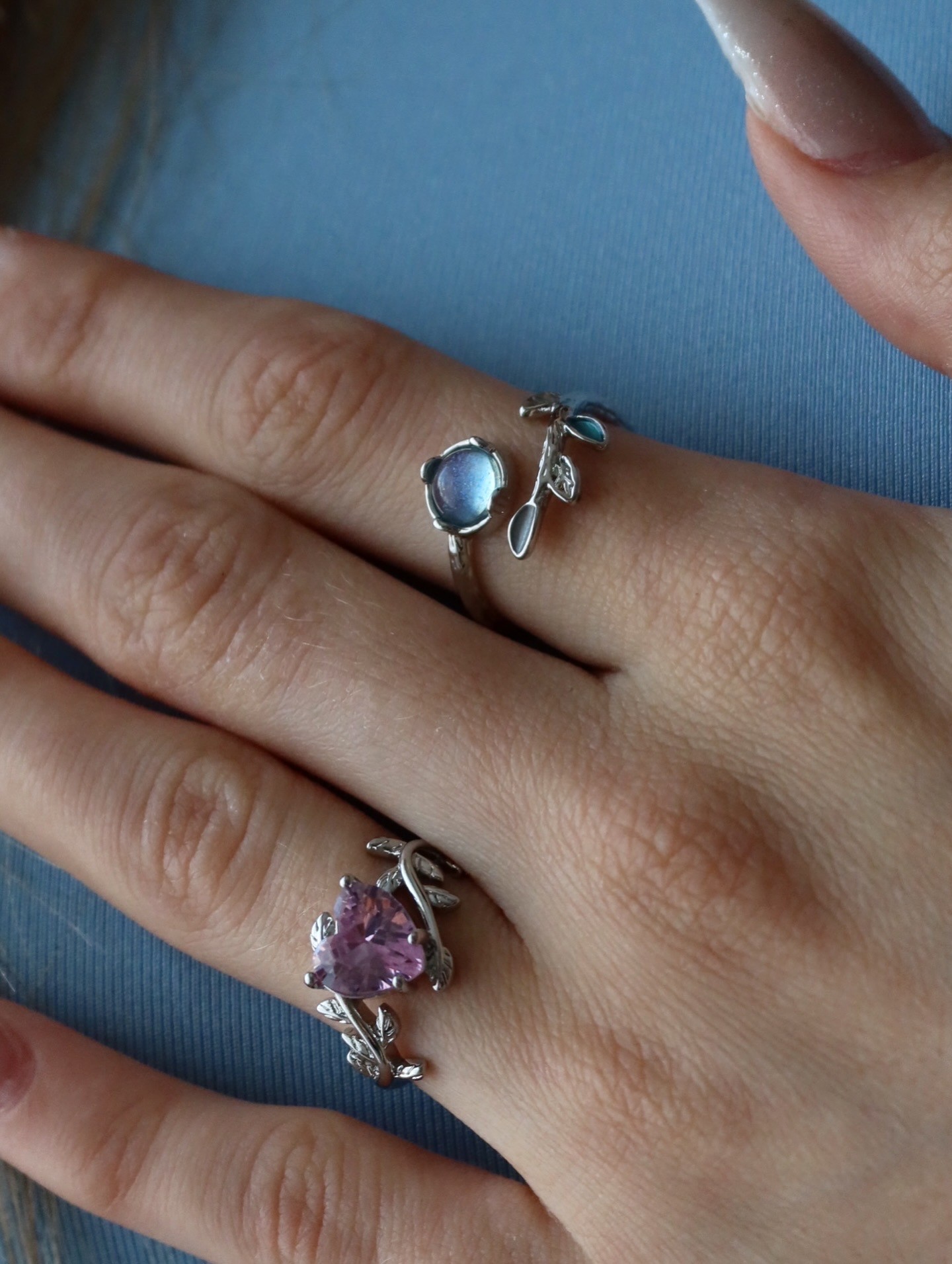 Blue Moon Leaf Ring 🌙💙