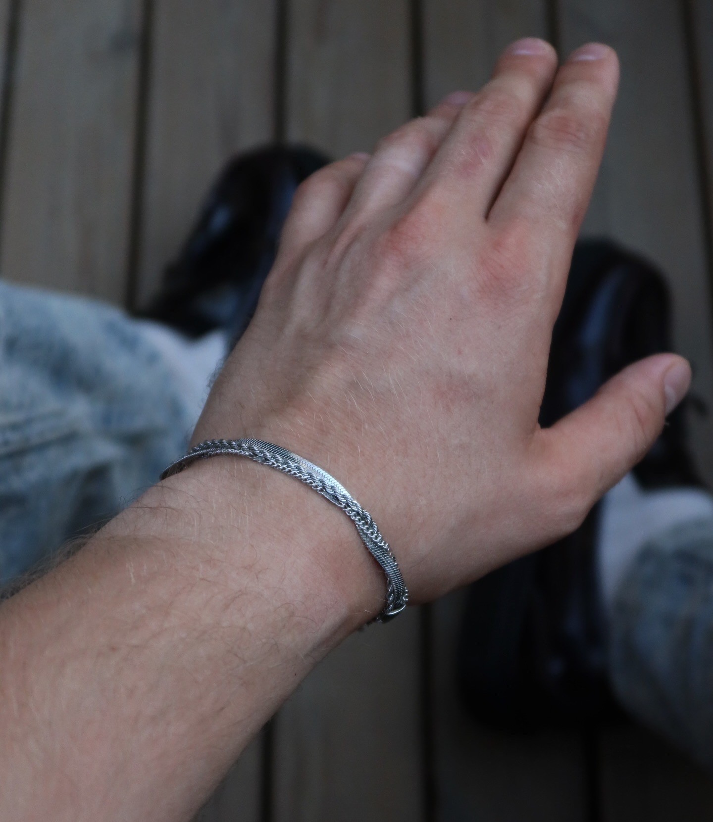 Three Chain Steel Horizon Bilekli