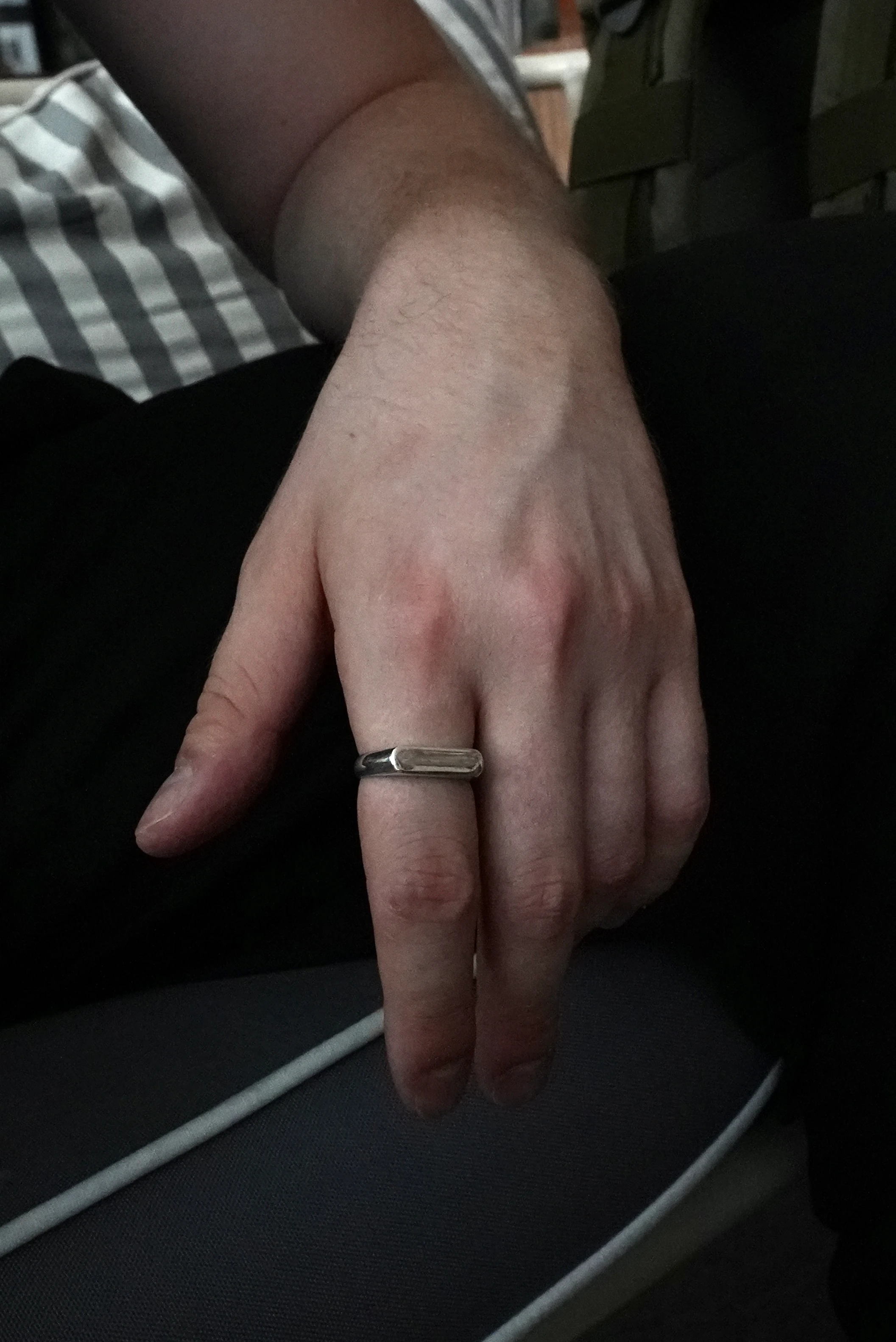 925 Linear Bar Ring