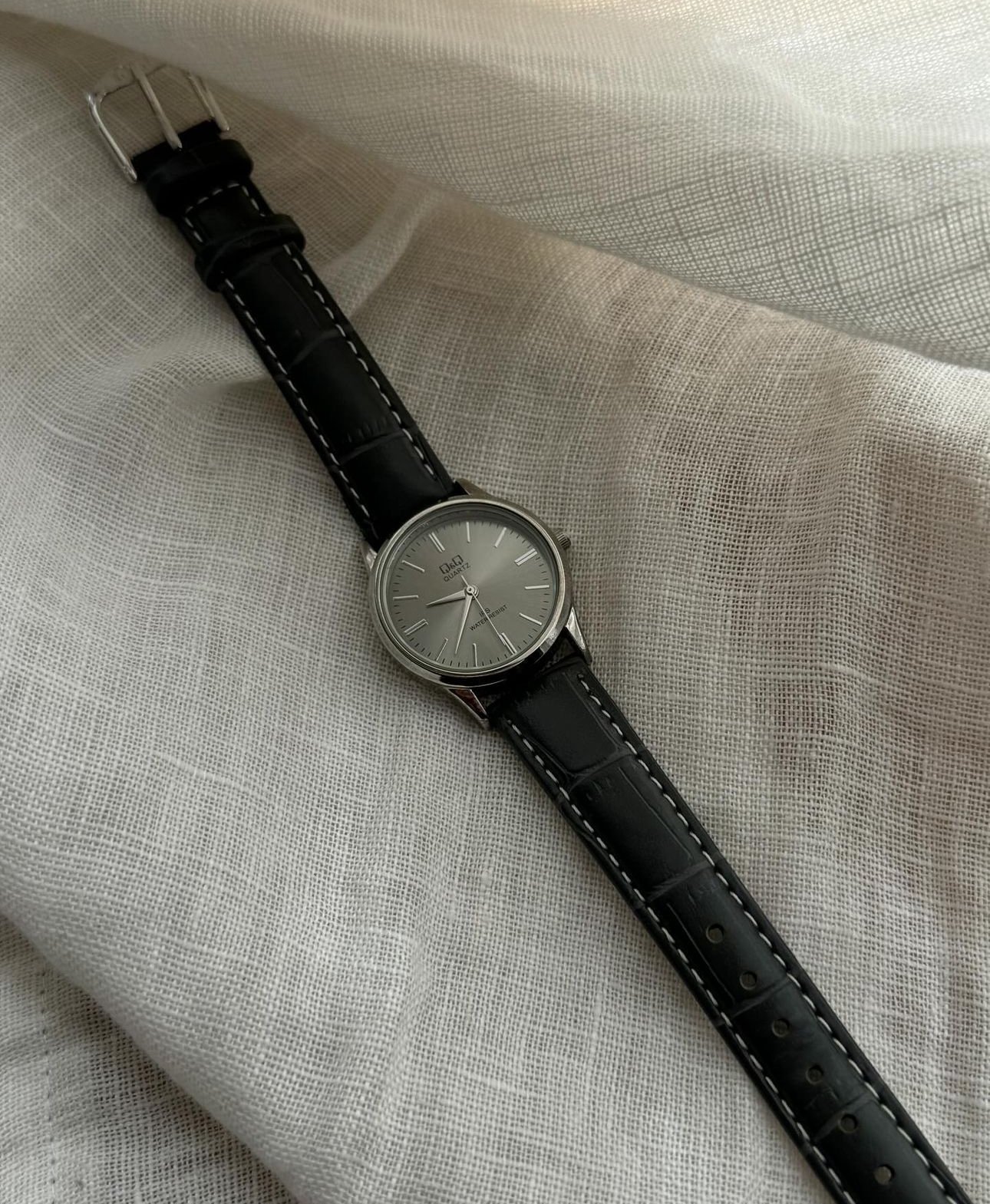 Grey Skin Cord Vintage Wristwatch 