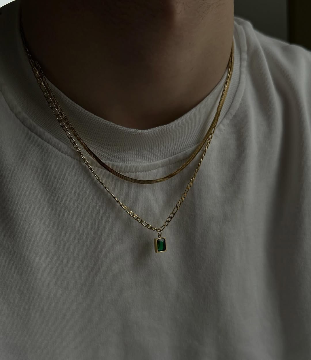 Gold Green Stone Figaro Necklace