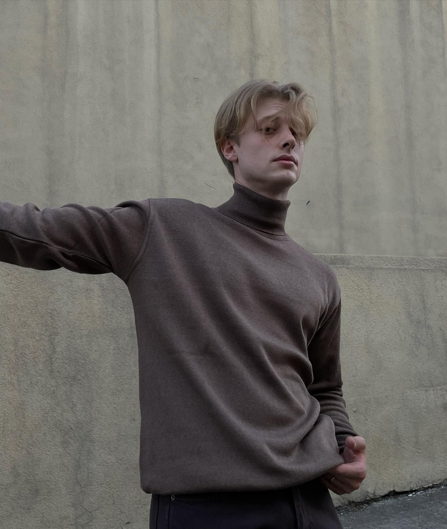 Brown Turtleneck Oversize Knitwear 