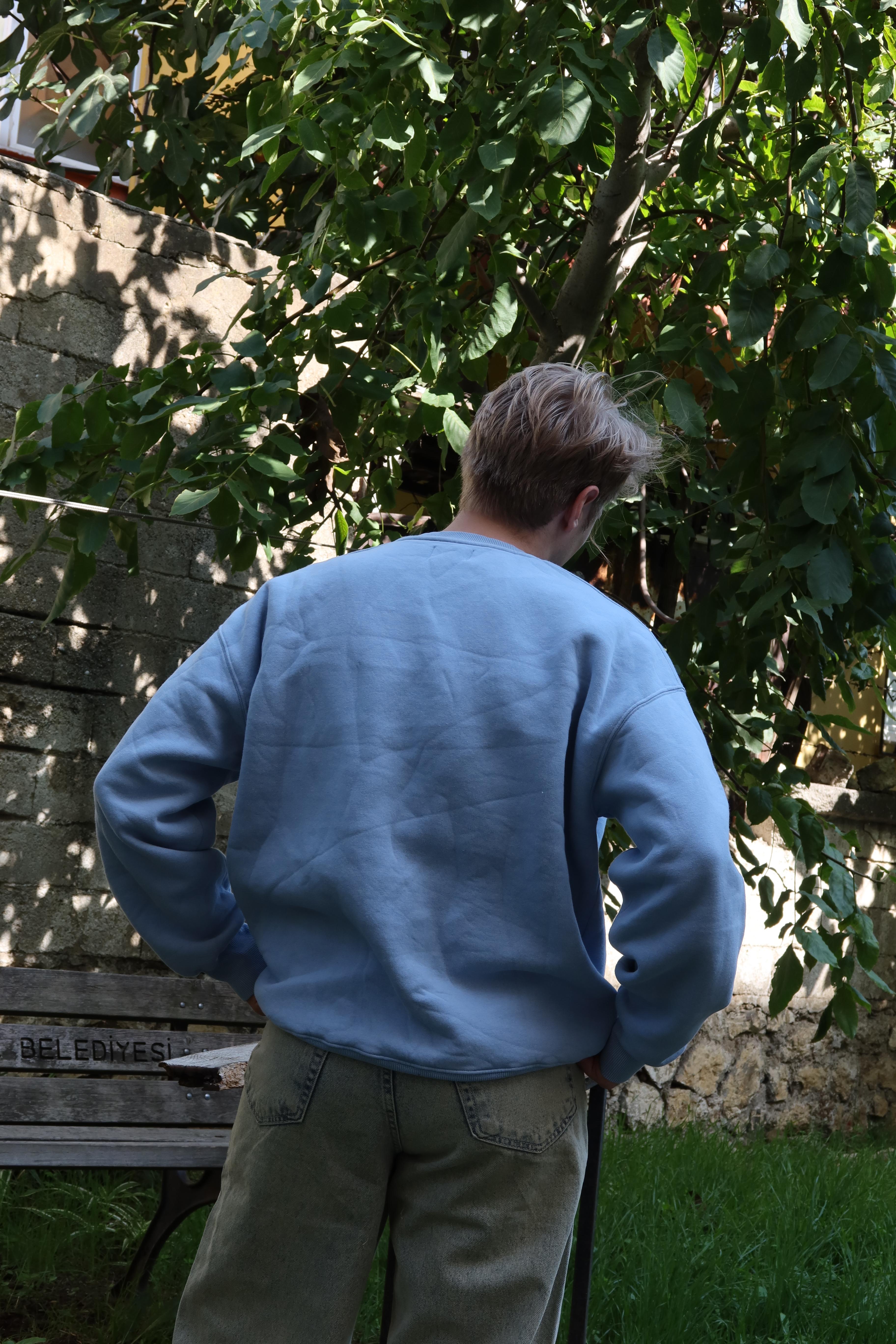 Blue Embroidered Oversize Sweatshirt 