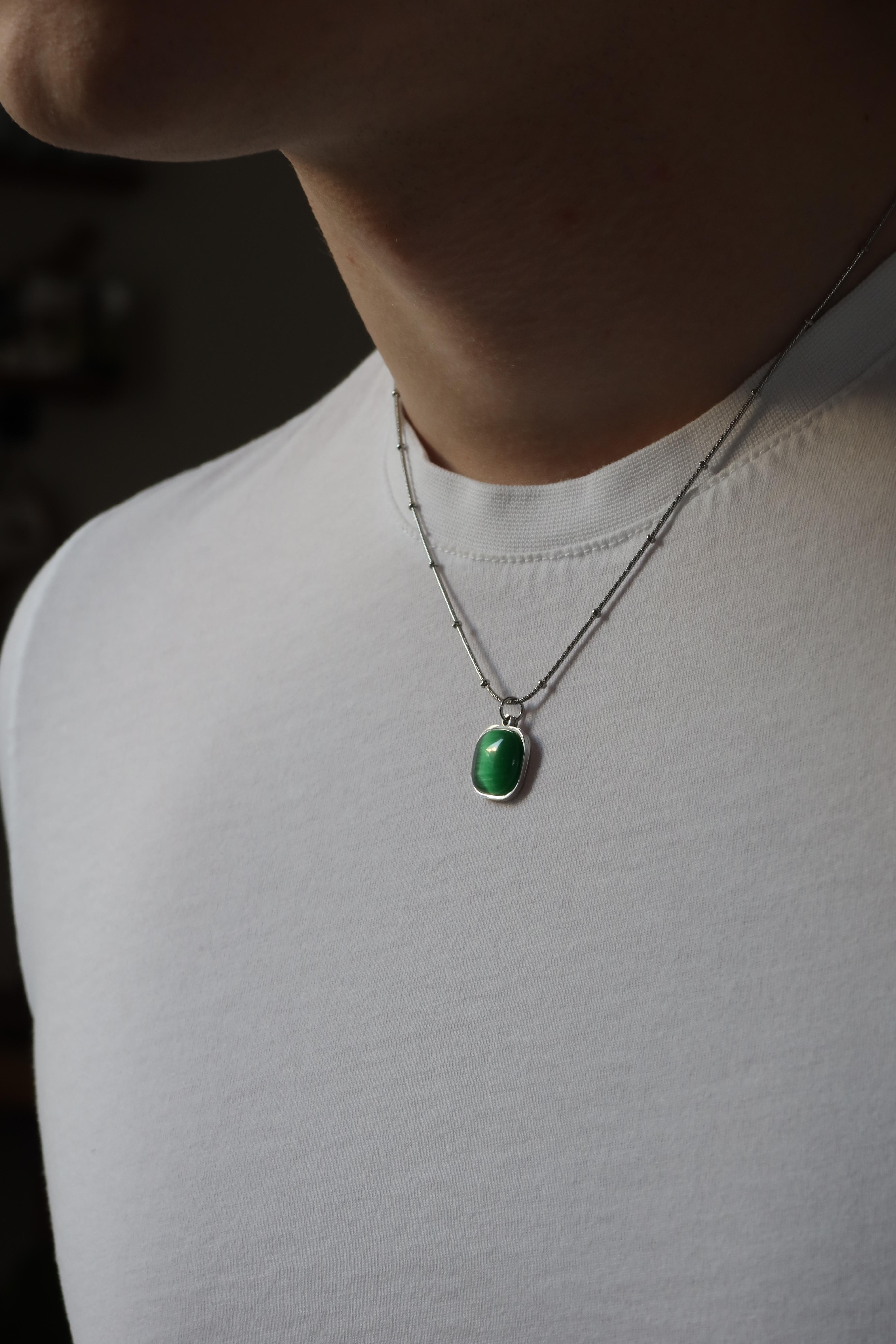 Green Stone Pearl Necklace