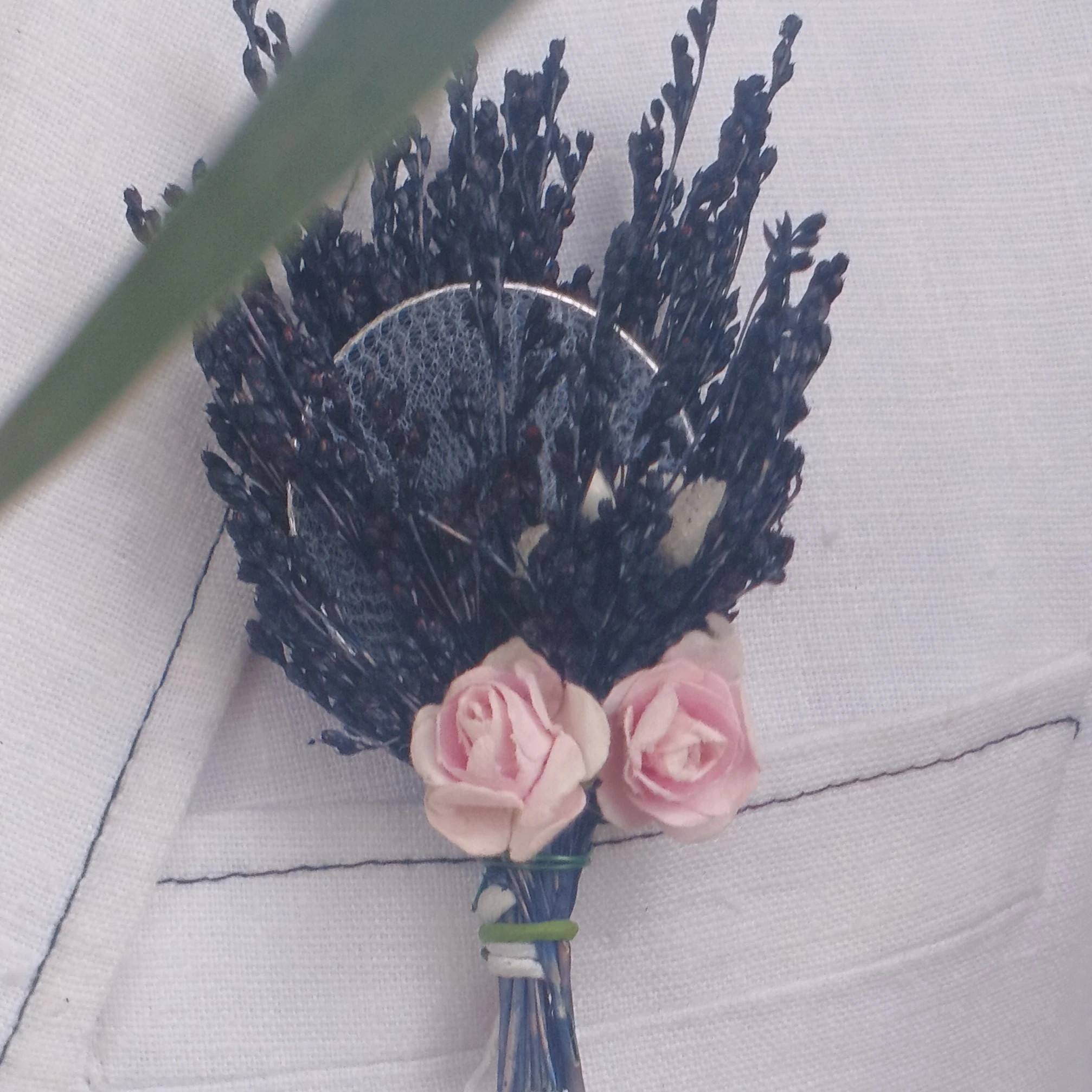 damat ve sağdıç yaka çiçeği çift gül ve payetli model - PEMBE