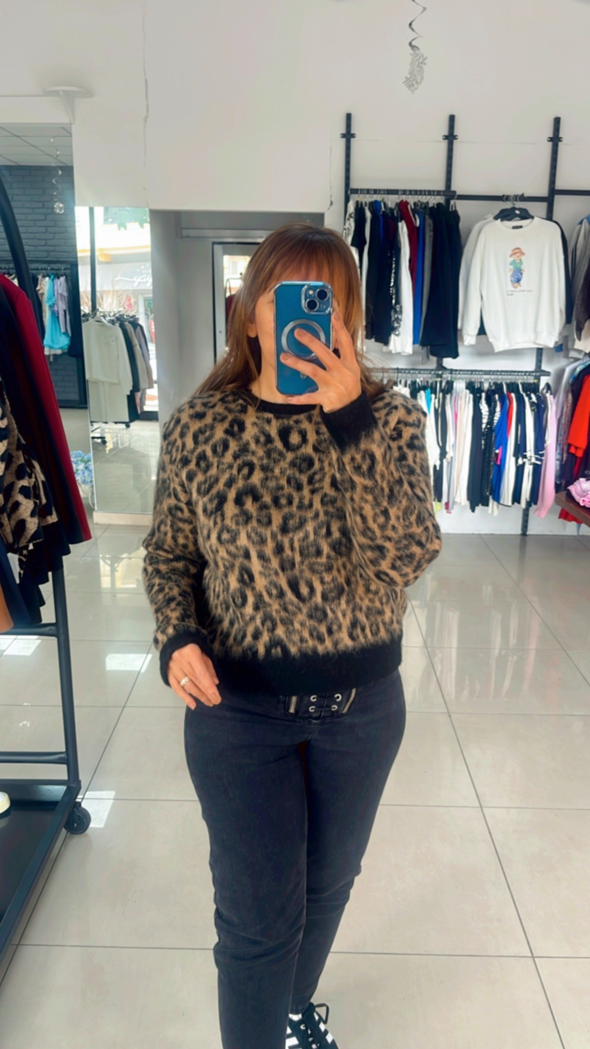 LEOPAR DESENLİ KAZAK