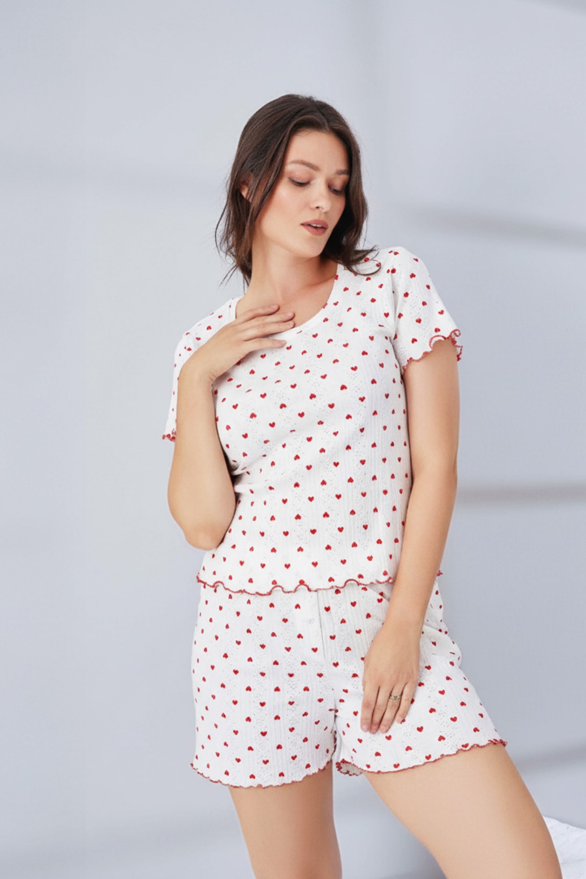 Saf %100 Pamuk Şortlu Pijama Kadın Takım - Kalp Desenli