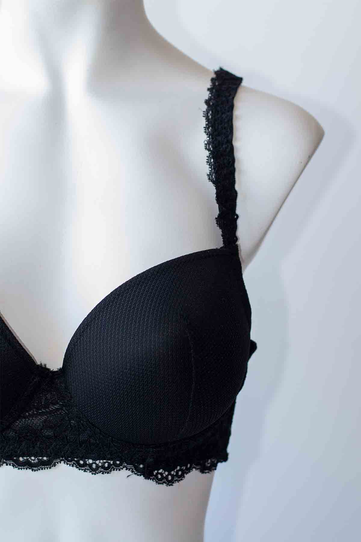 Dolgusuz İnce Sünger Dantelli Kadın Sütyen Takım