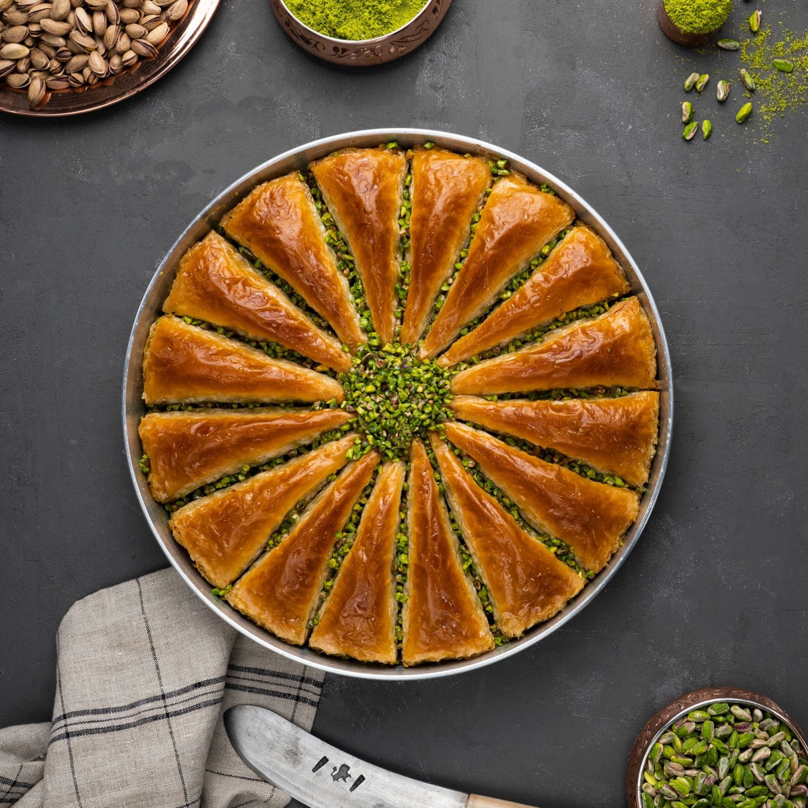 Fıstıklı Havuç Dilim Baklava