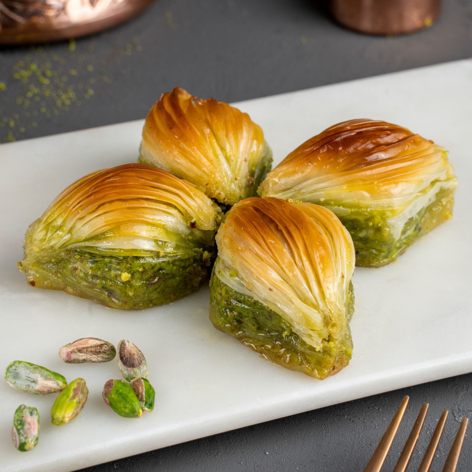 Fıstıklı Midye Baklava