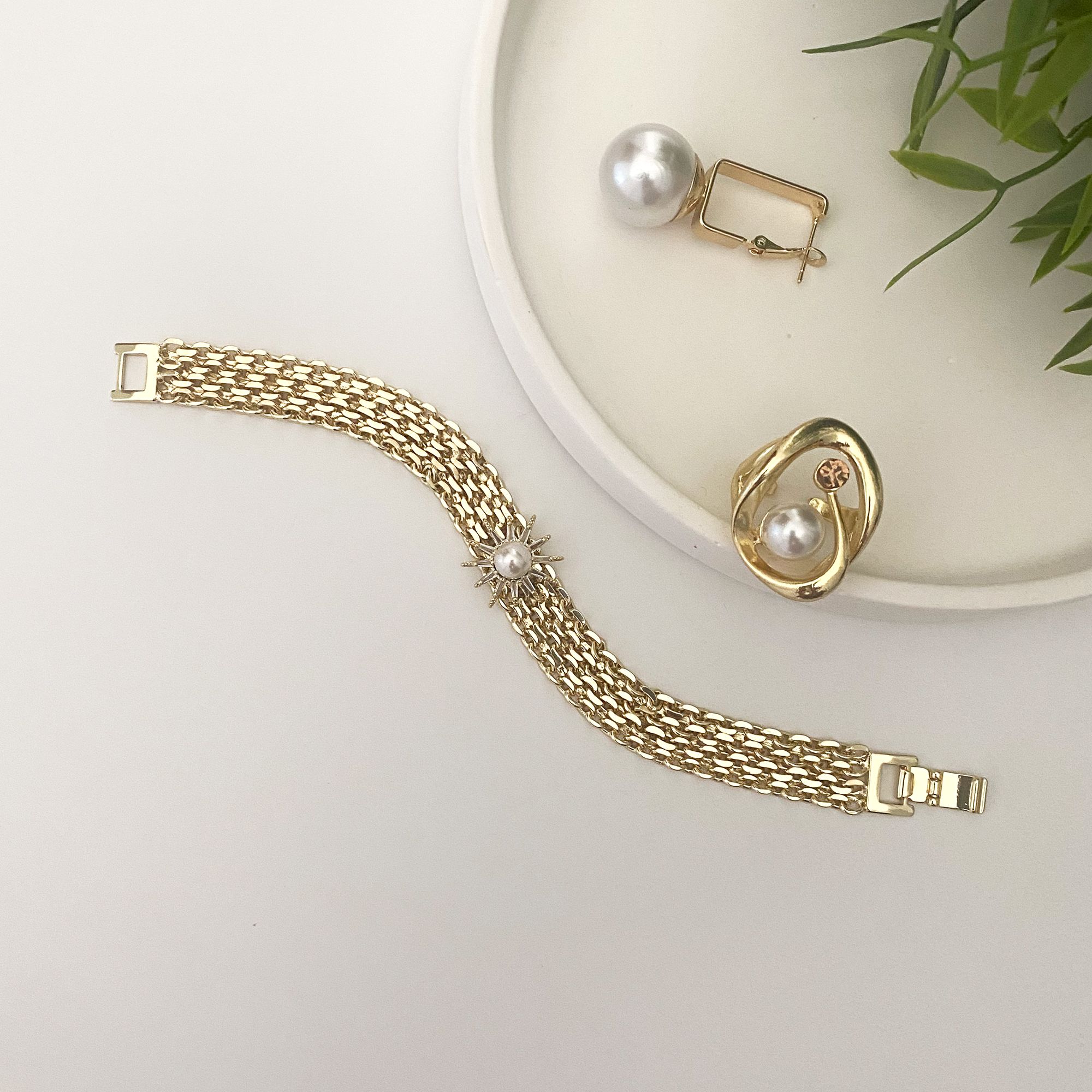 V' PEARLY BİLEKLİK NO:10