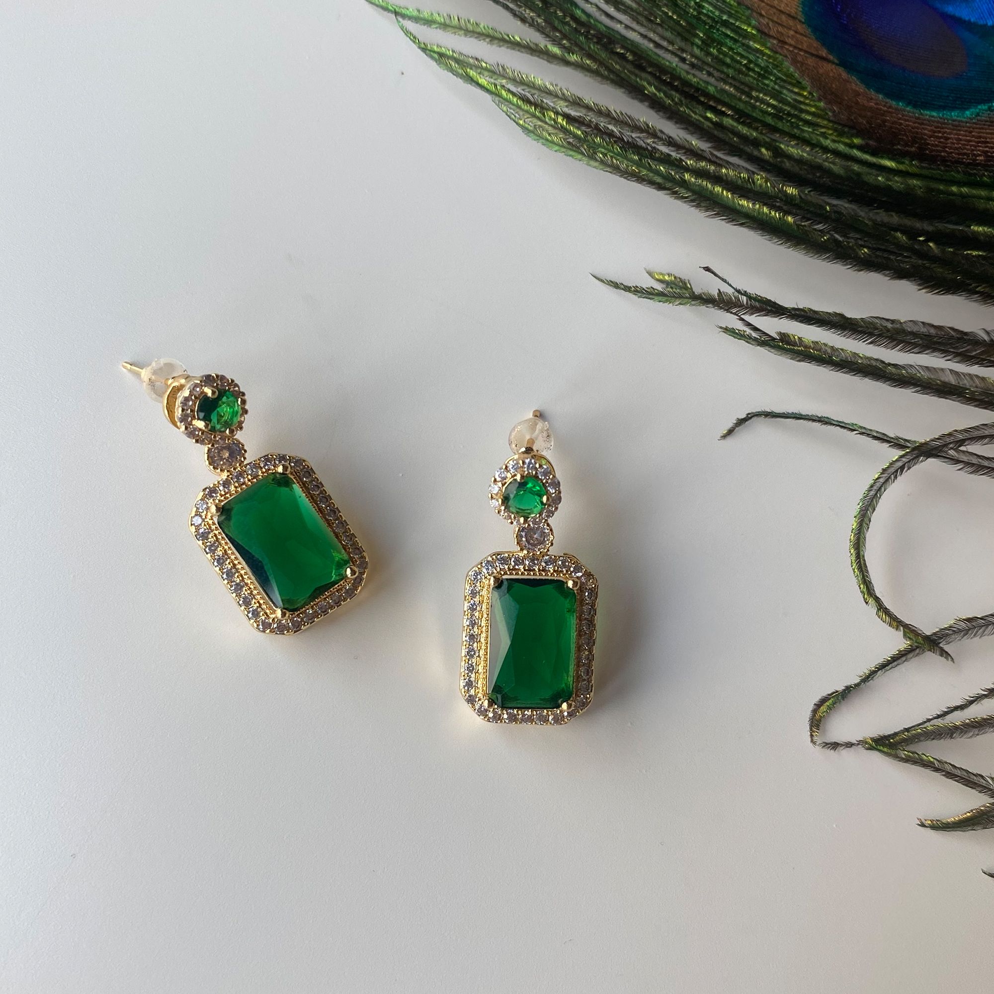 V'CLASSY EMERALD SET NO:504