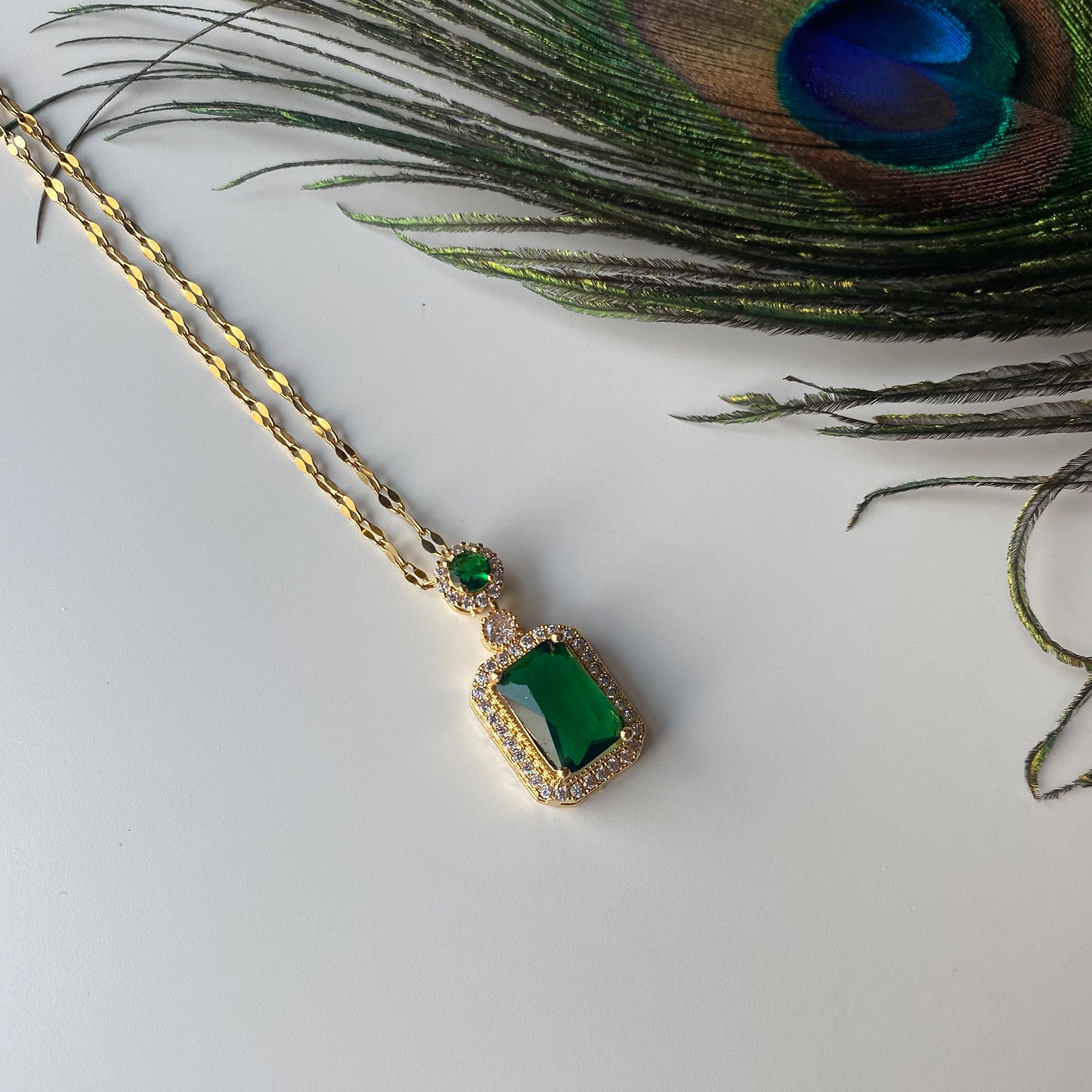 V'CLASSY EMERALD SET NO:504