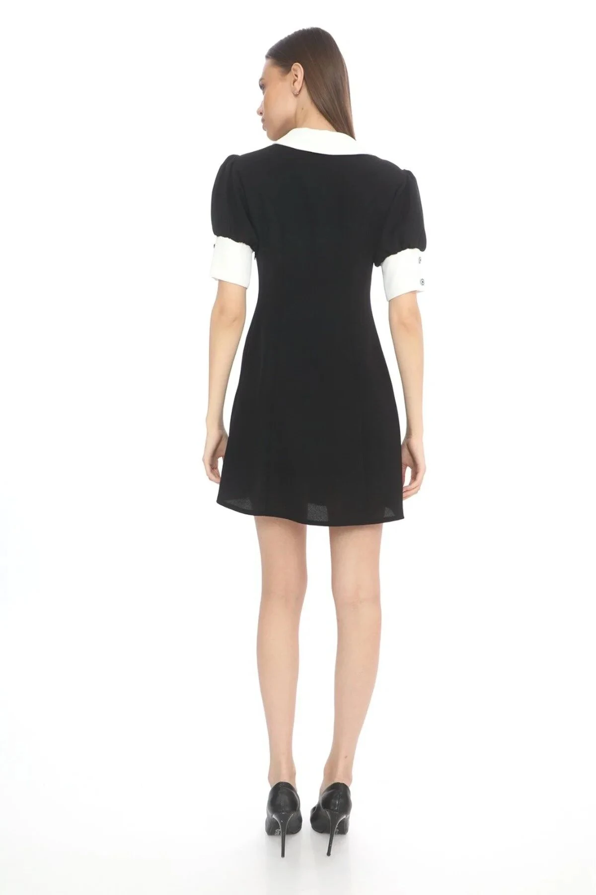 Siyah Beyaz Bebe Yaka Kısa Kollu Düğmeli Kısa Mini Elbise