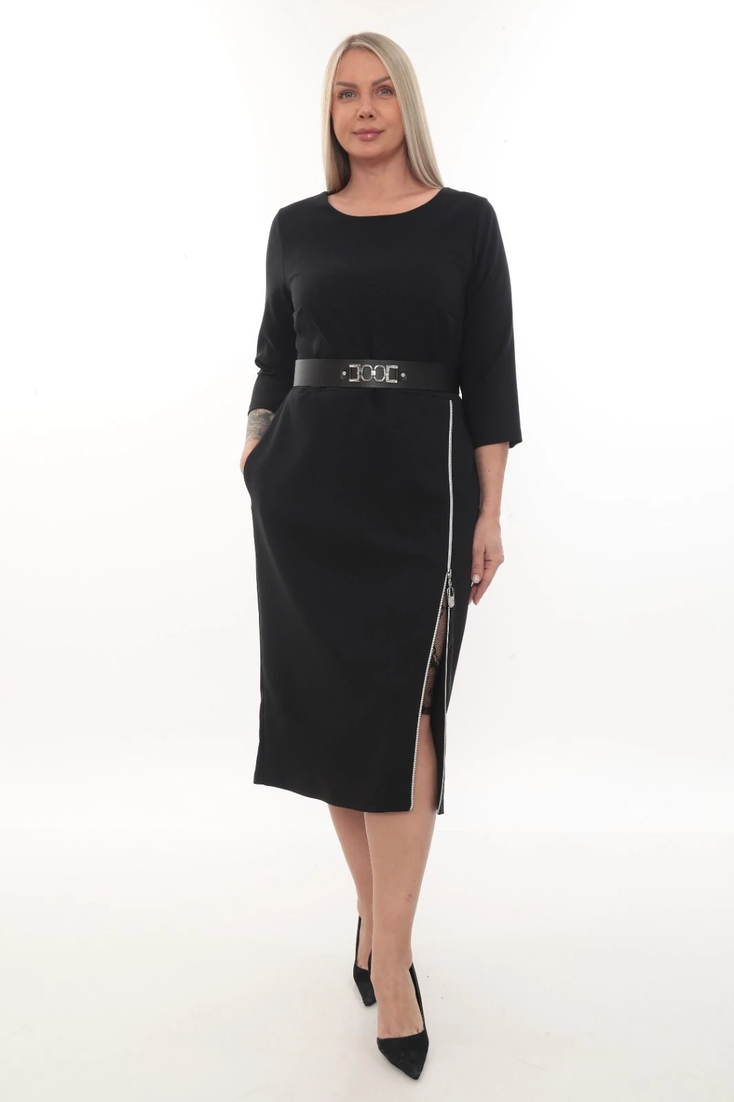 Fermuar Detaylı Kuşaklı Midi Siyah Elbise