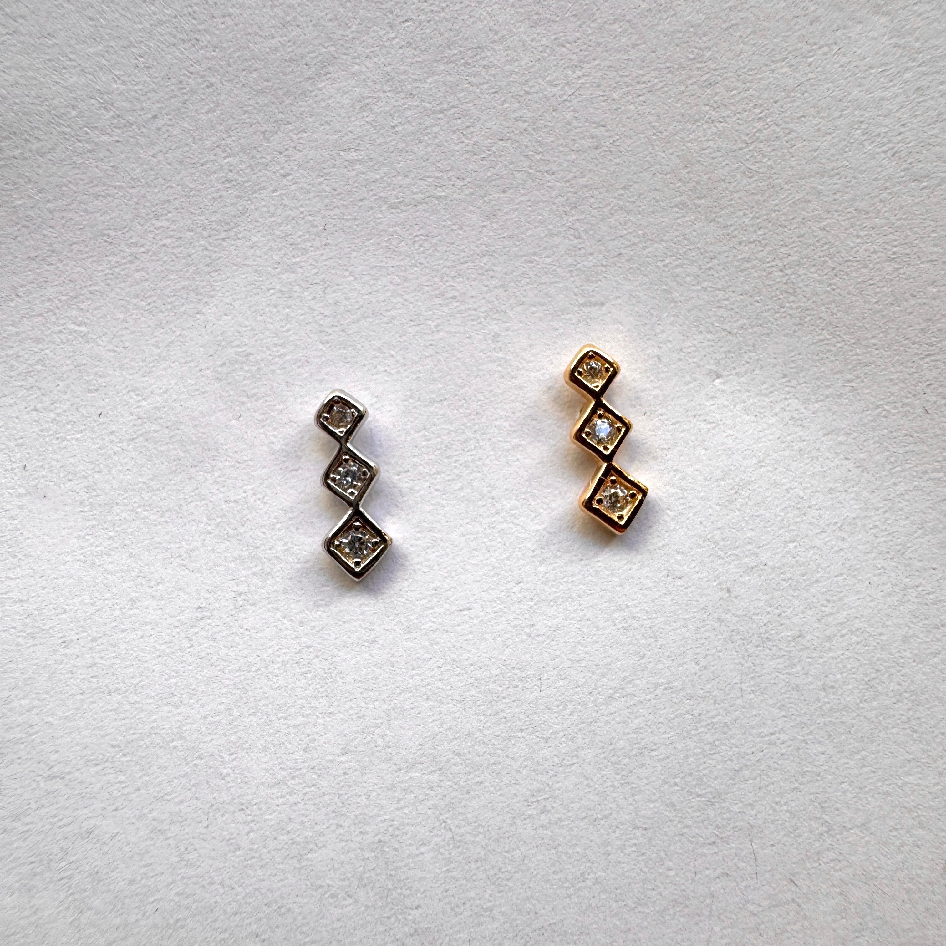 Mini Üç Tohum Stud Küpe-Tek