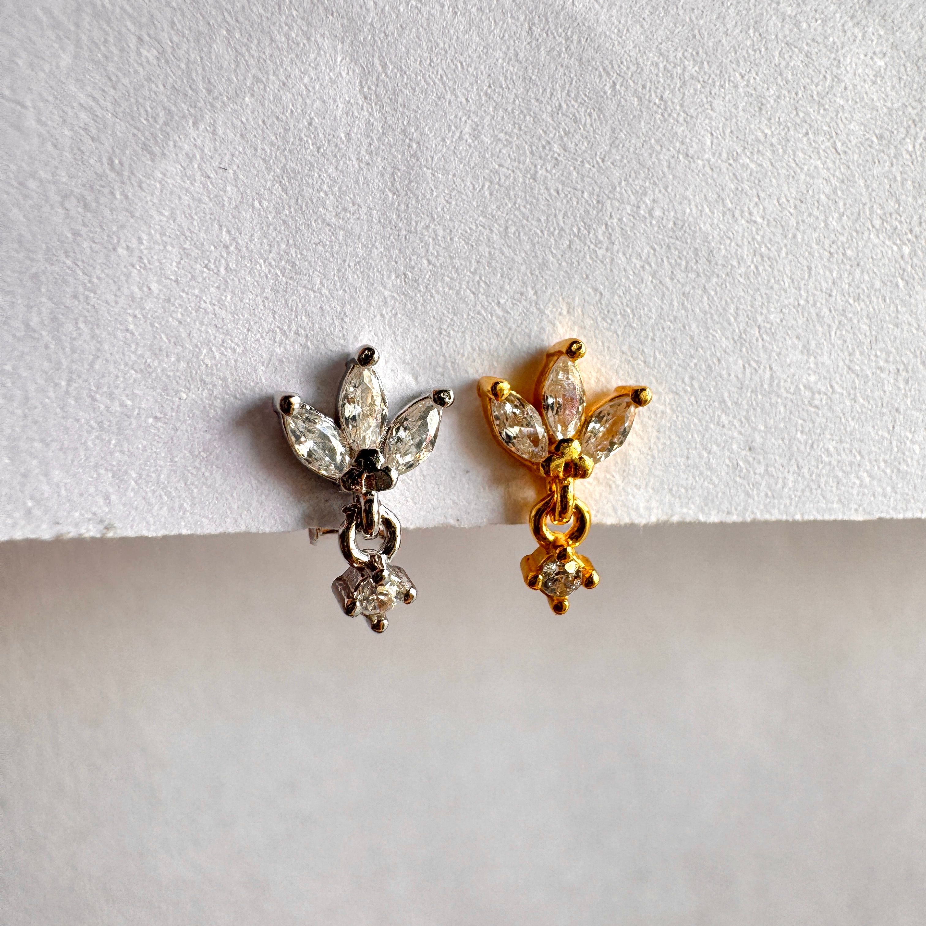 Mini Taş Sallantılı Lotus Stud Küpe-Tek