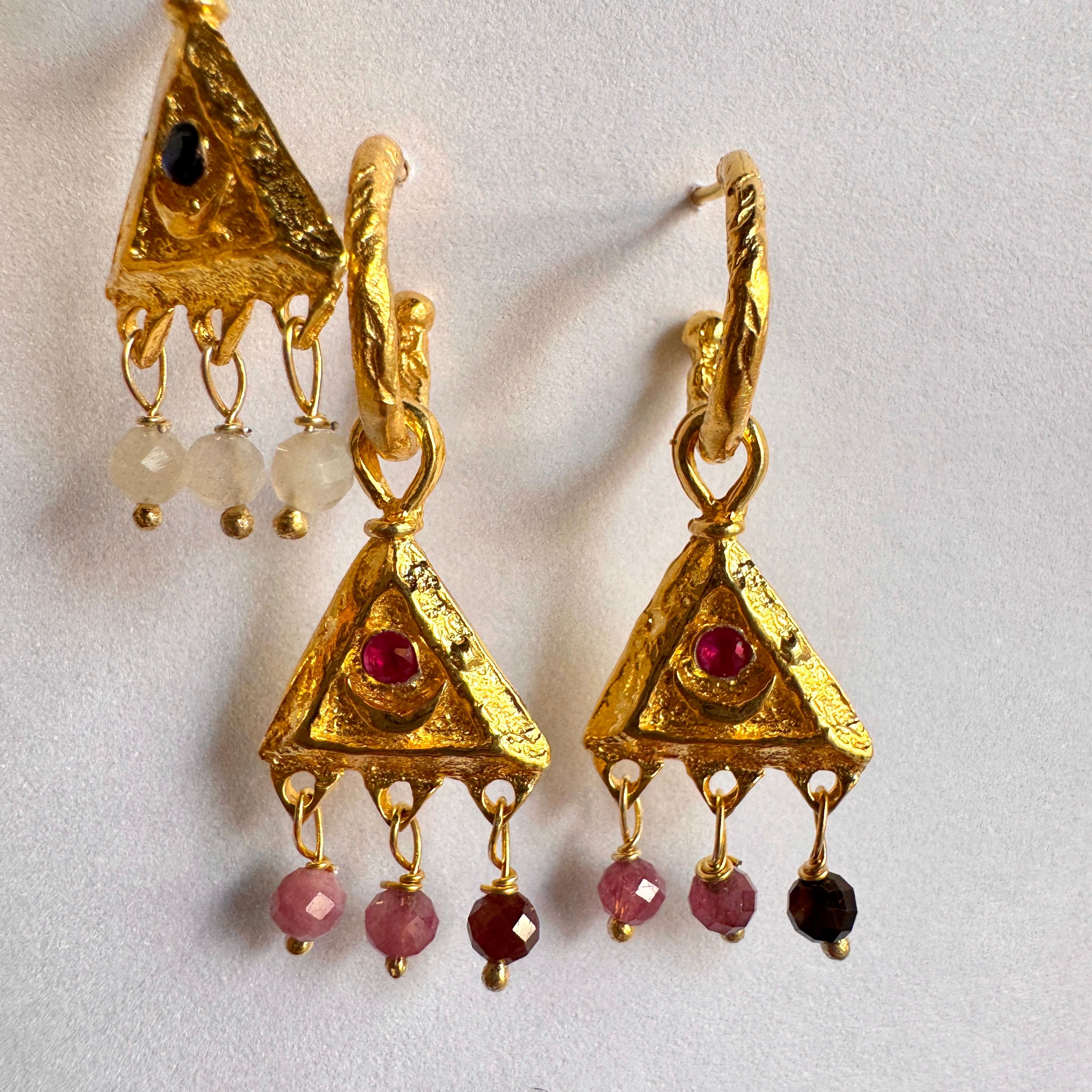 Aura Triangle Stud Halka Küpe