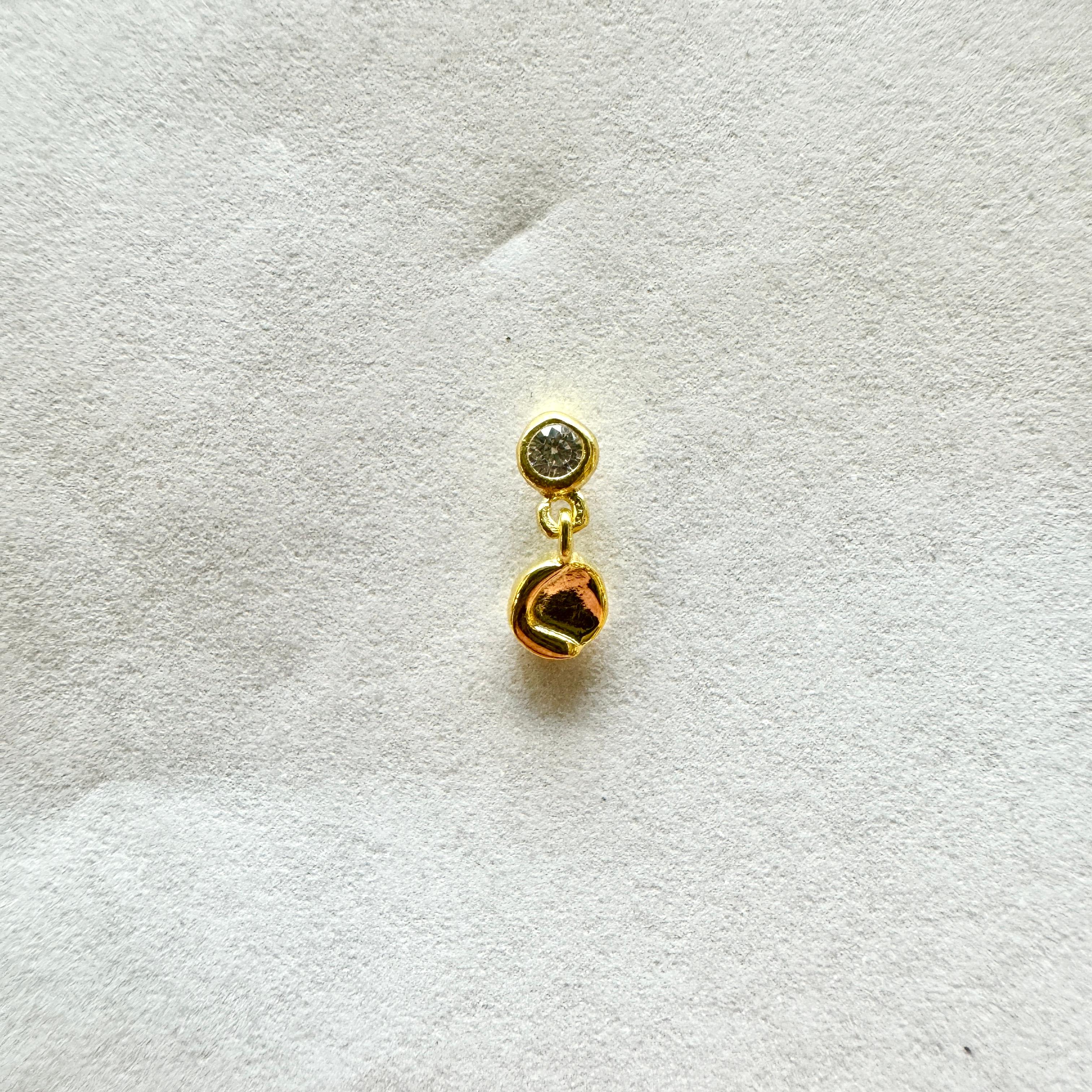 mini pul stud Küpe gold-tek