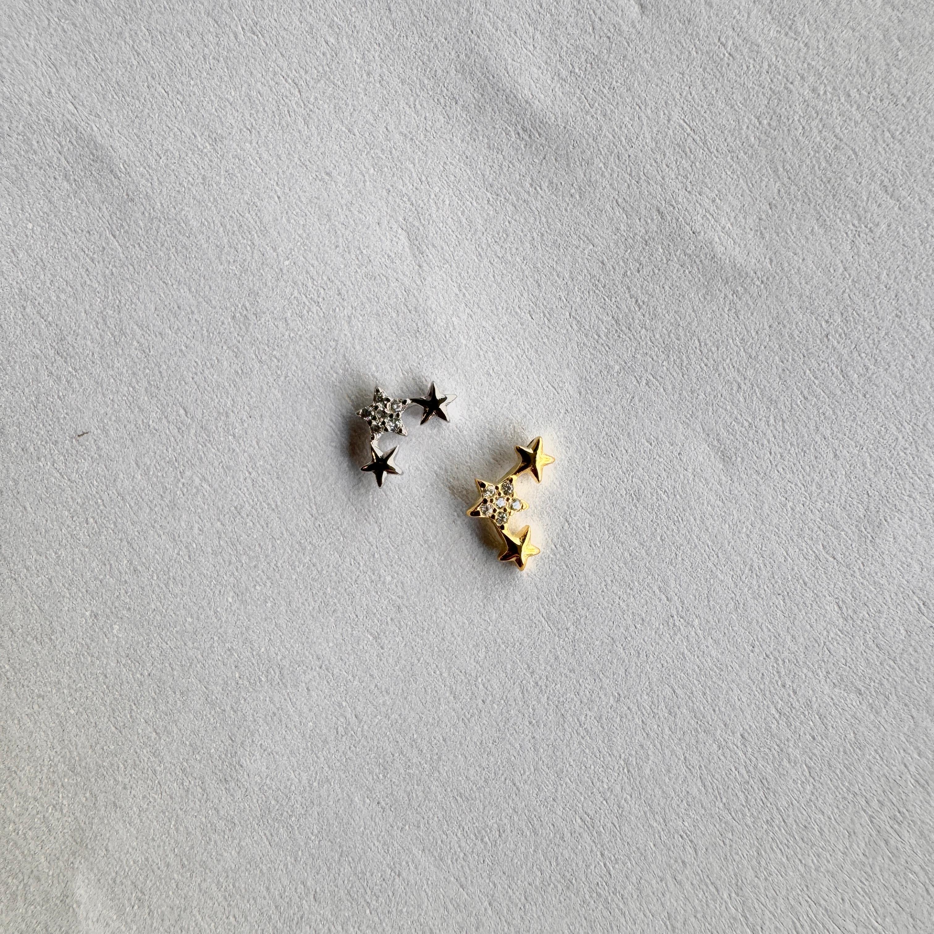 Horizontal Three Star Stud Earring