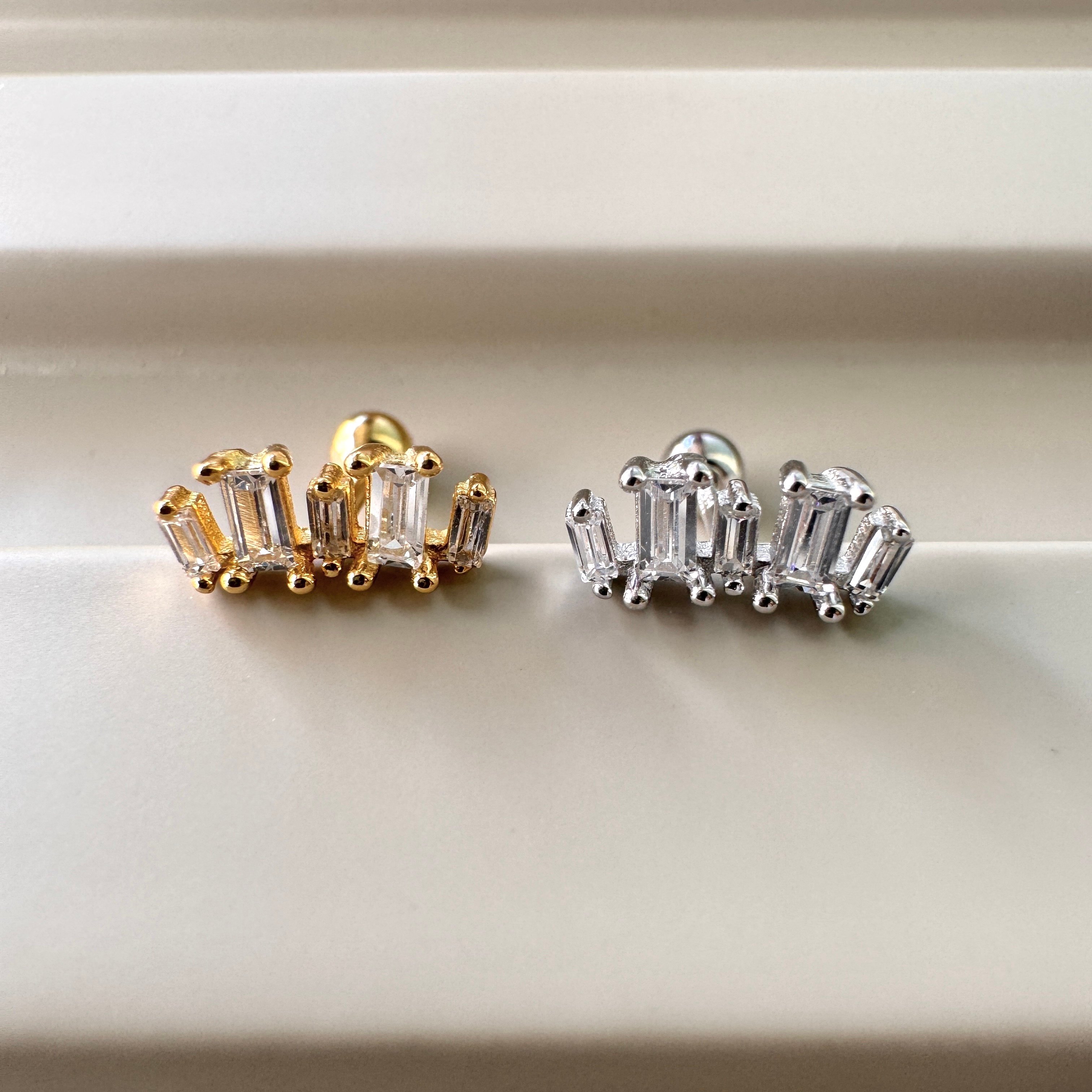 5 Taş Baget Yatay Piercing