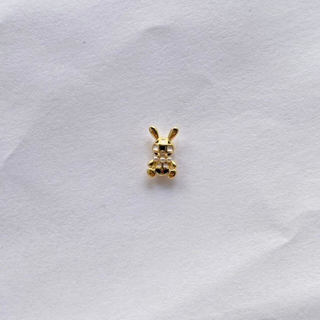 Siyah Damalı Bunny Stud Küpe Gold-Tek