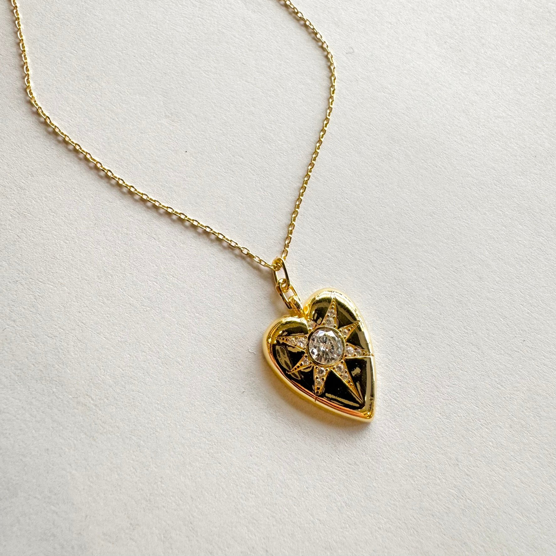 Vintage Kalp Yıldız Desen Kolye Gold