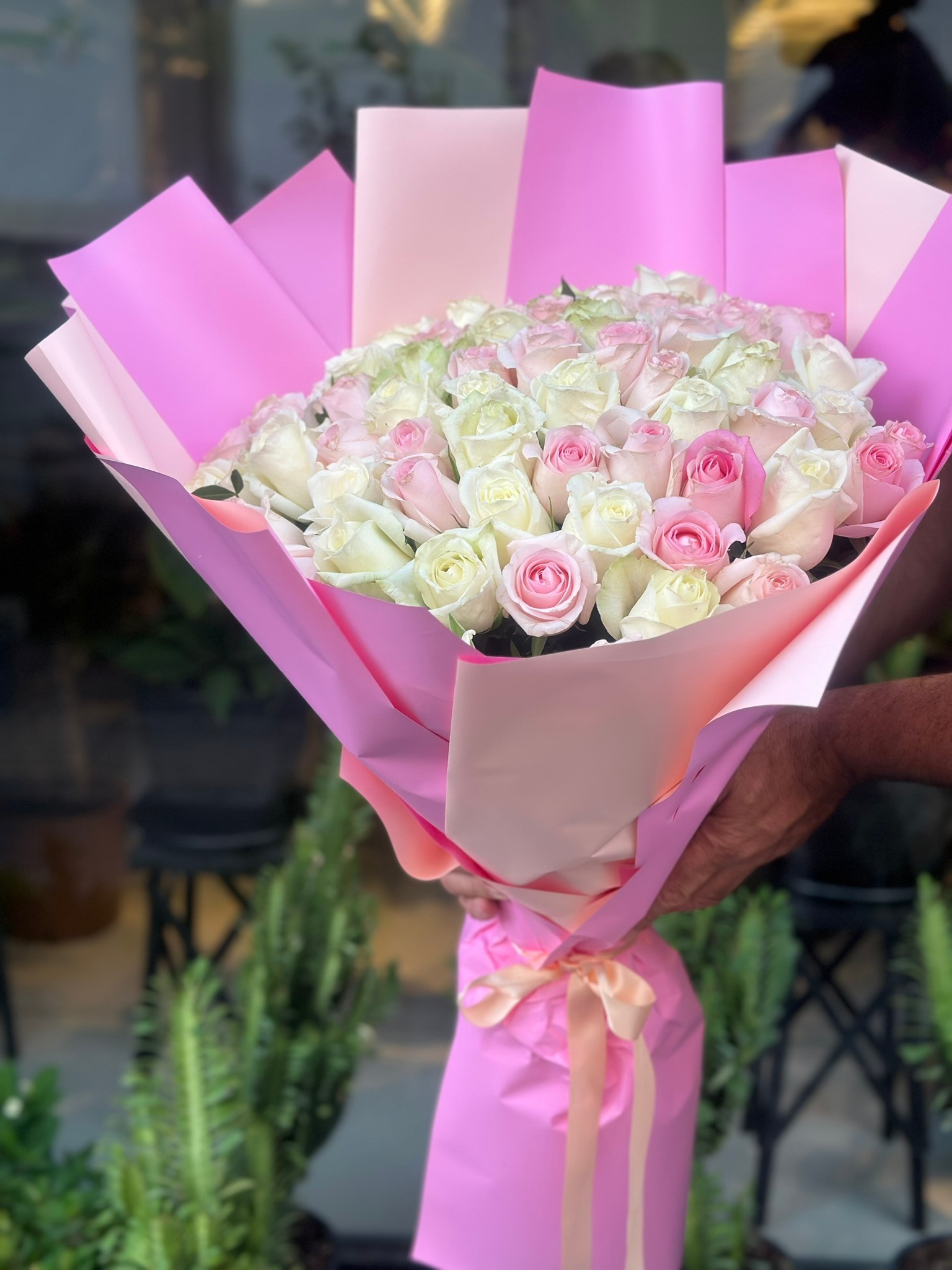 Leylina Beyaz Pembe Gül Buketi