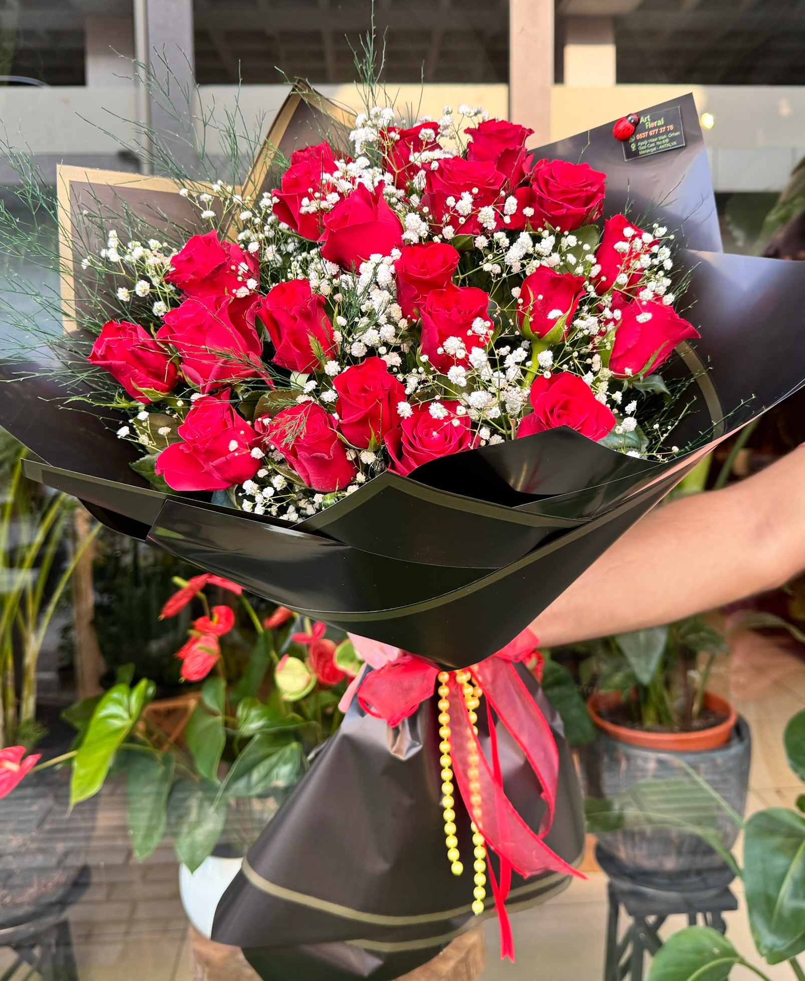 Lily Kırmızı Gül Buketi 51 'li