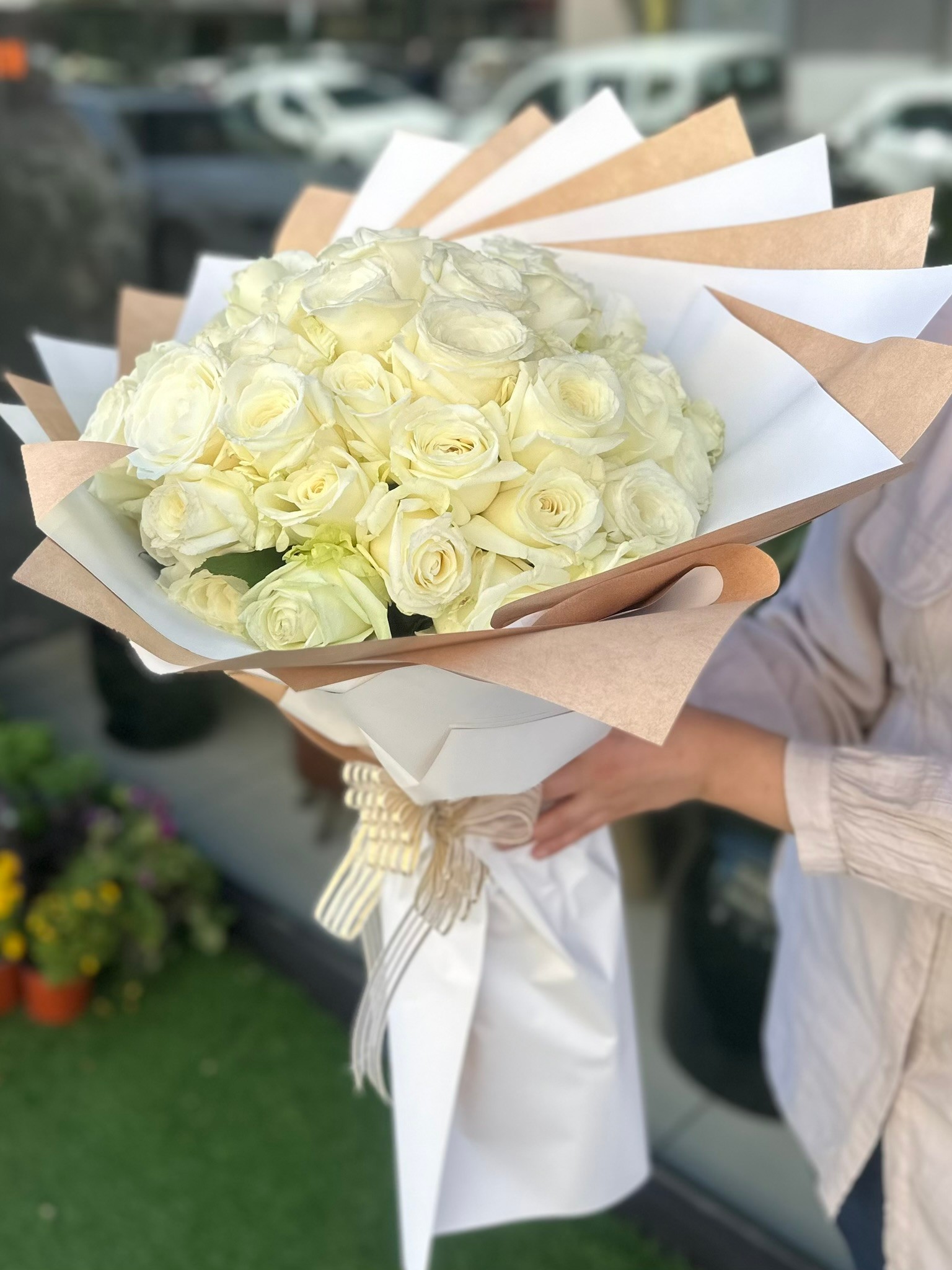51 Adet Beyaz Gül Buketi 
