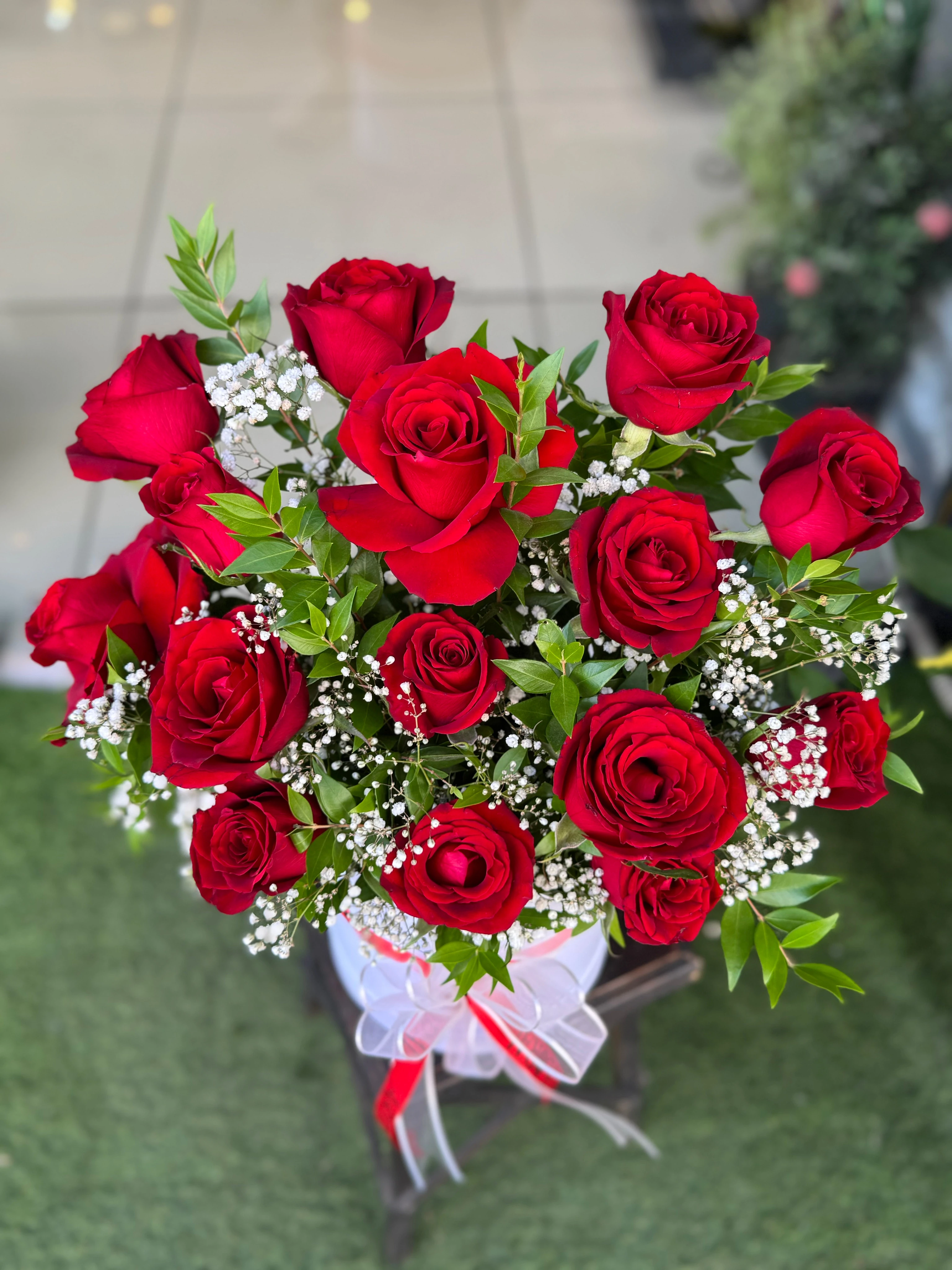 Kutu Aranjman Kırmızı Gül 15 Adet 