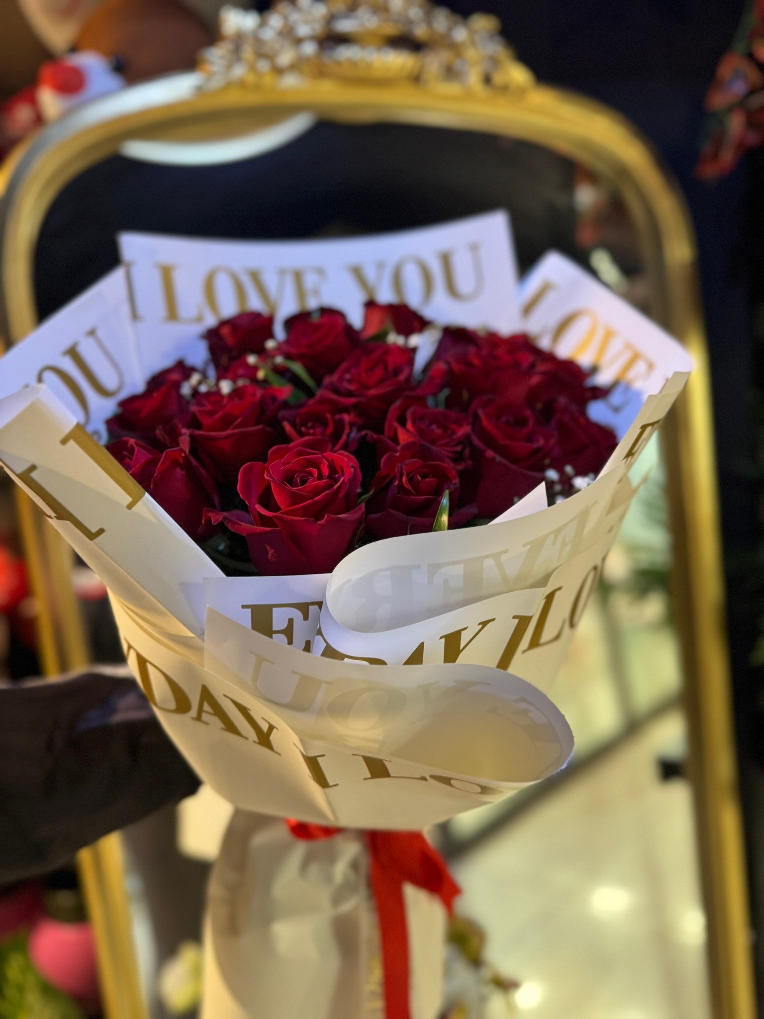 Aşkın En Kırmızı Hali – 21 Adet Kırmızı Gül Buketi
