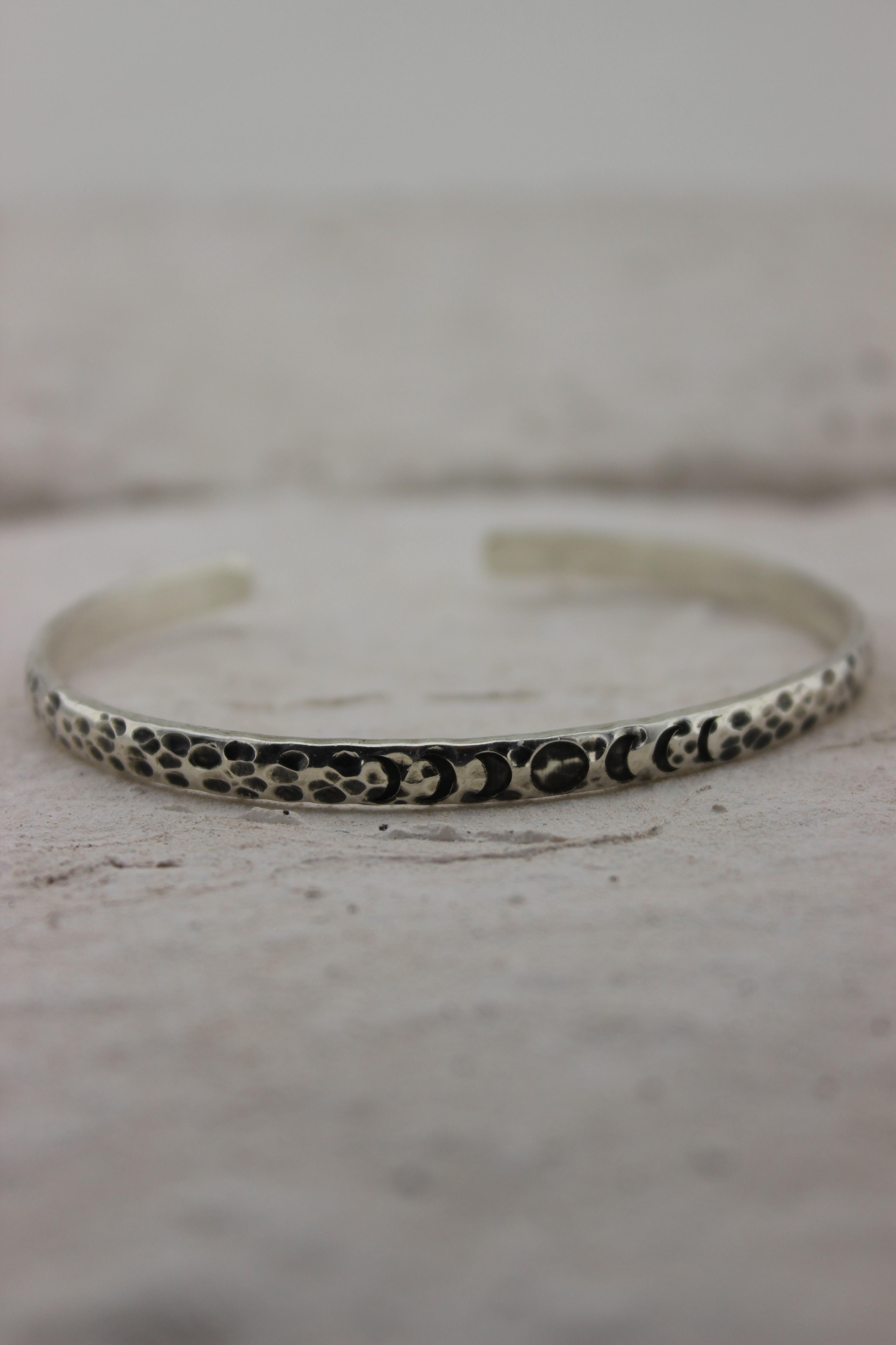 MOON BRACELET