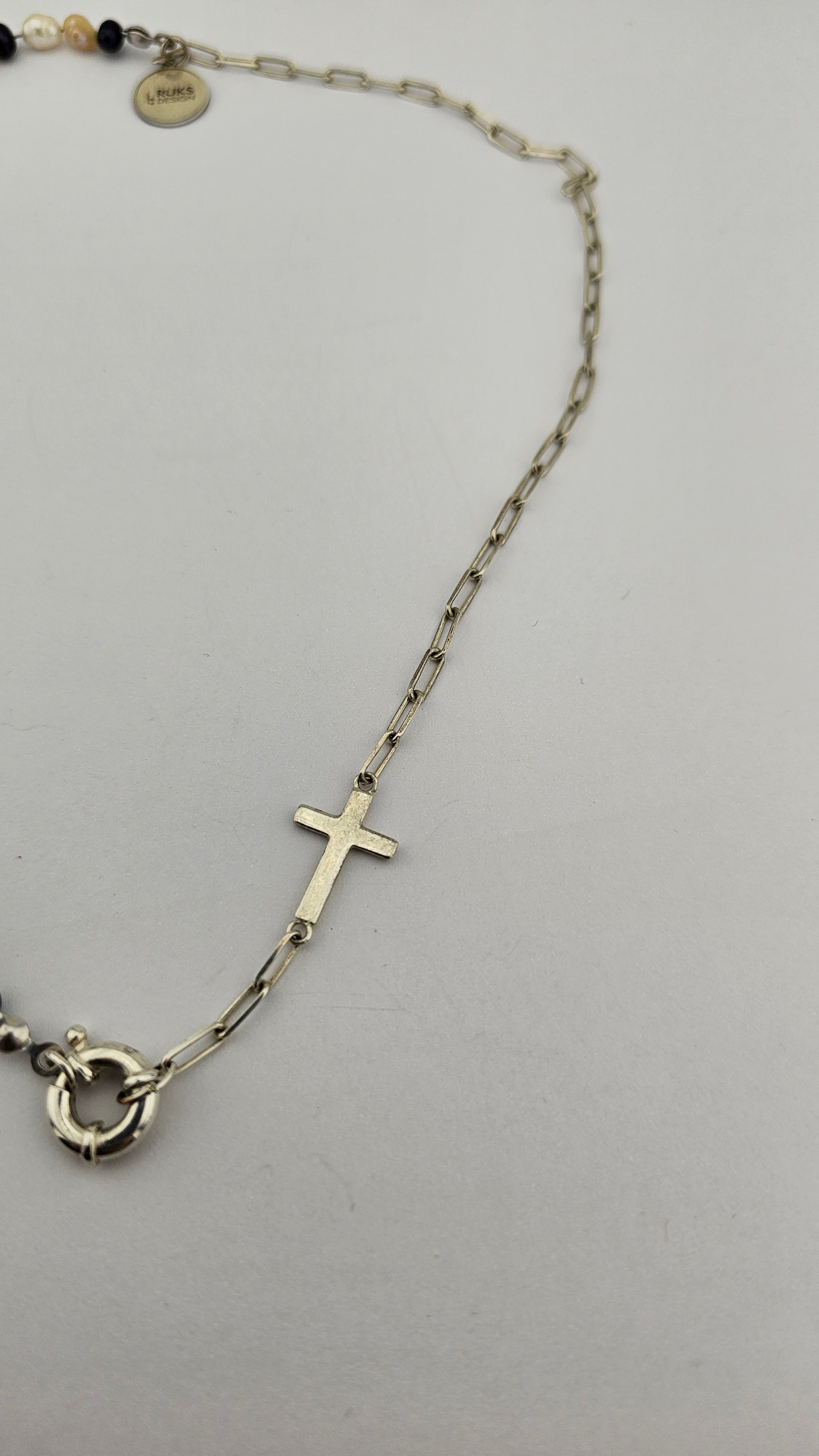 CROSS NECKLACE