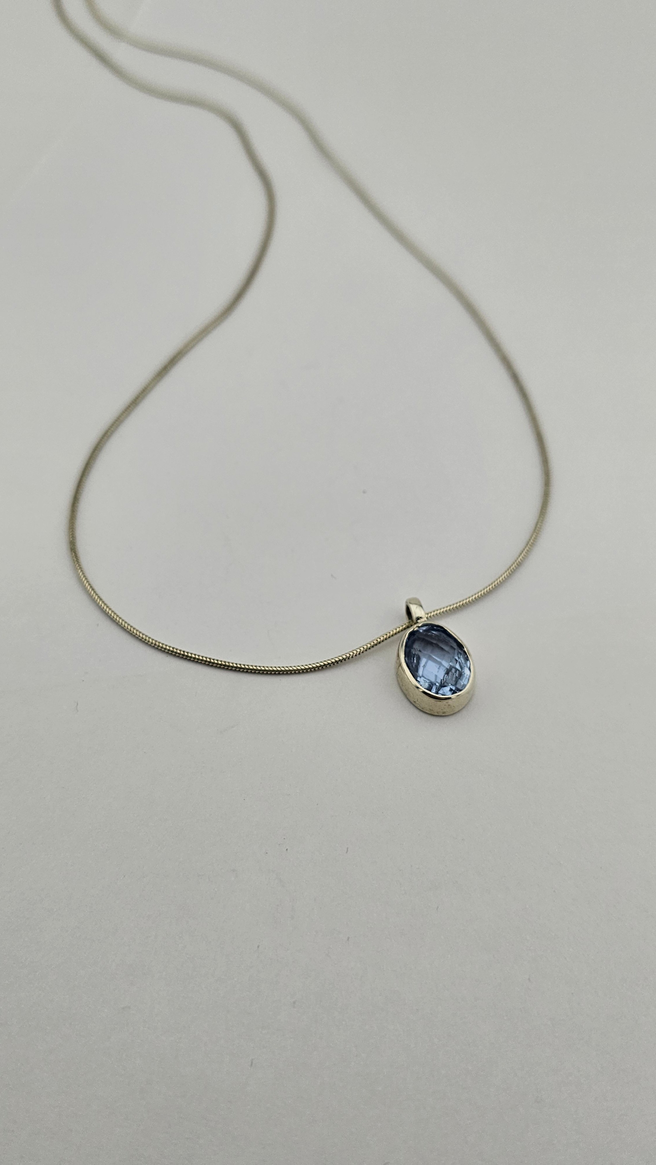 AQUA NECKLACE