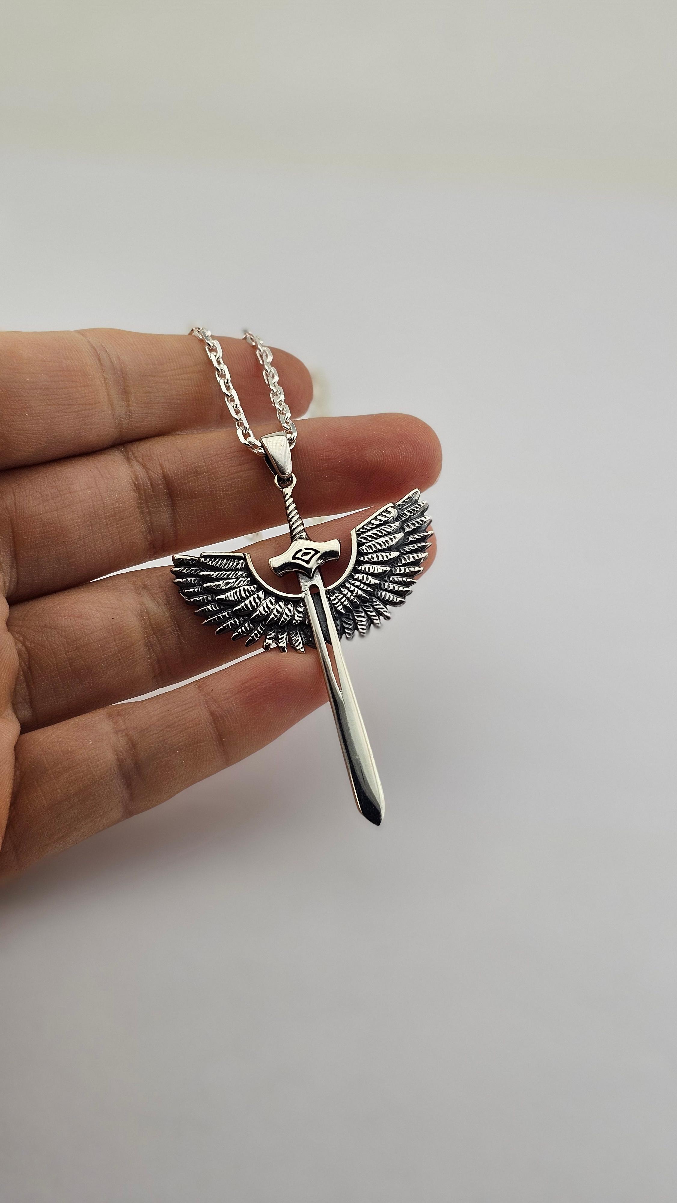 WINGS NECKLACE