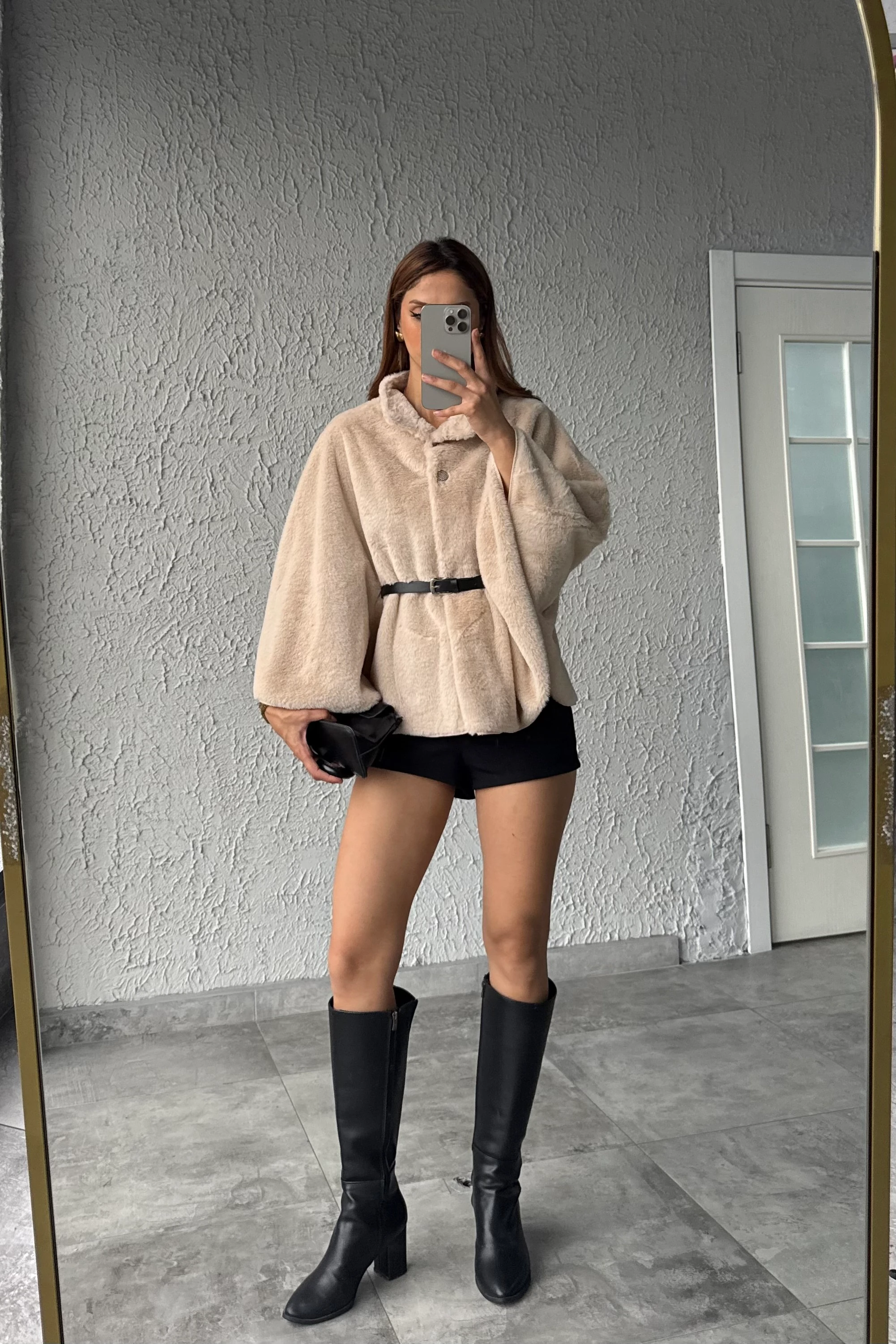 ÇİFT DÜĞMELİ KEMERLİ PANÇO