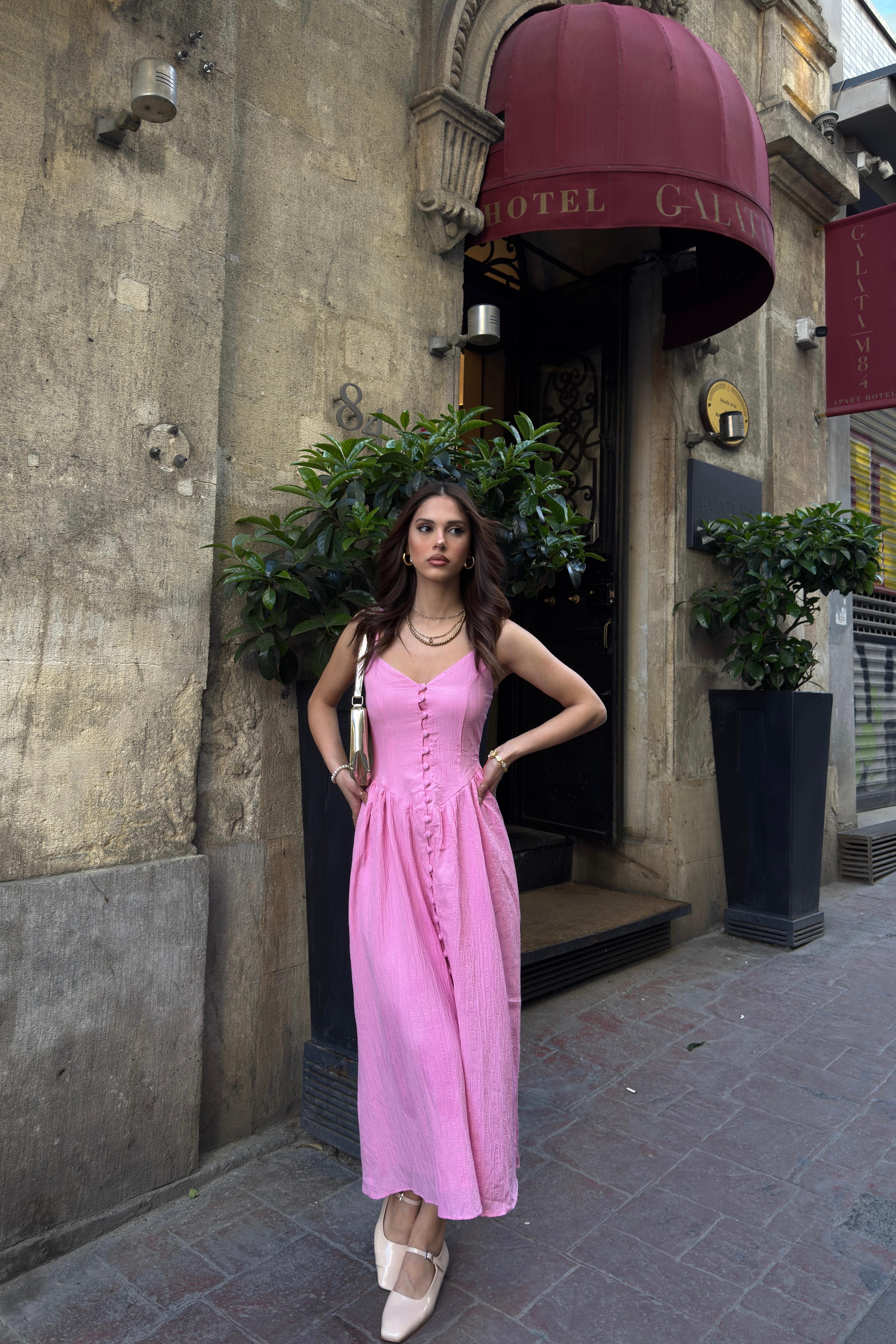DÜĞME DETAYLI UZUN ELBİSE - pembe