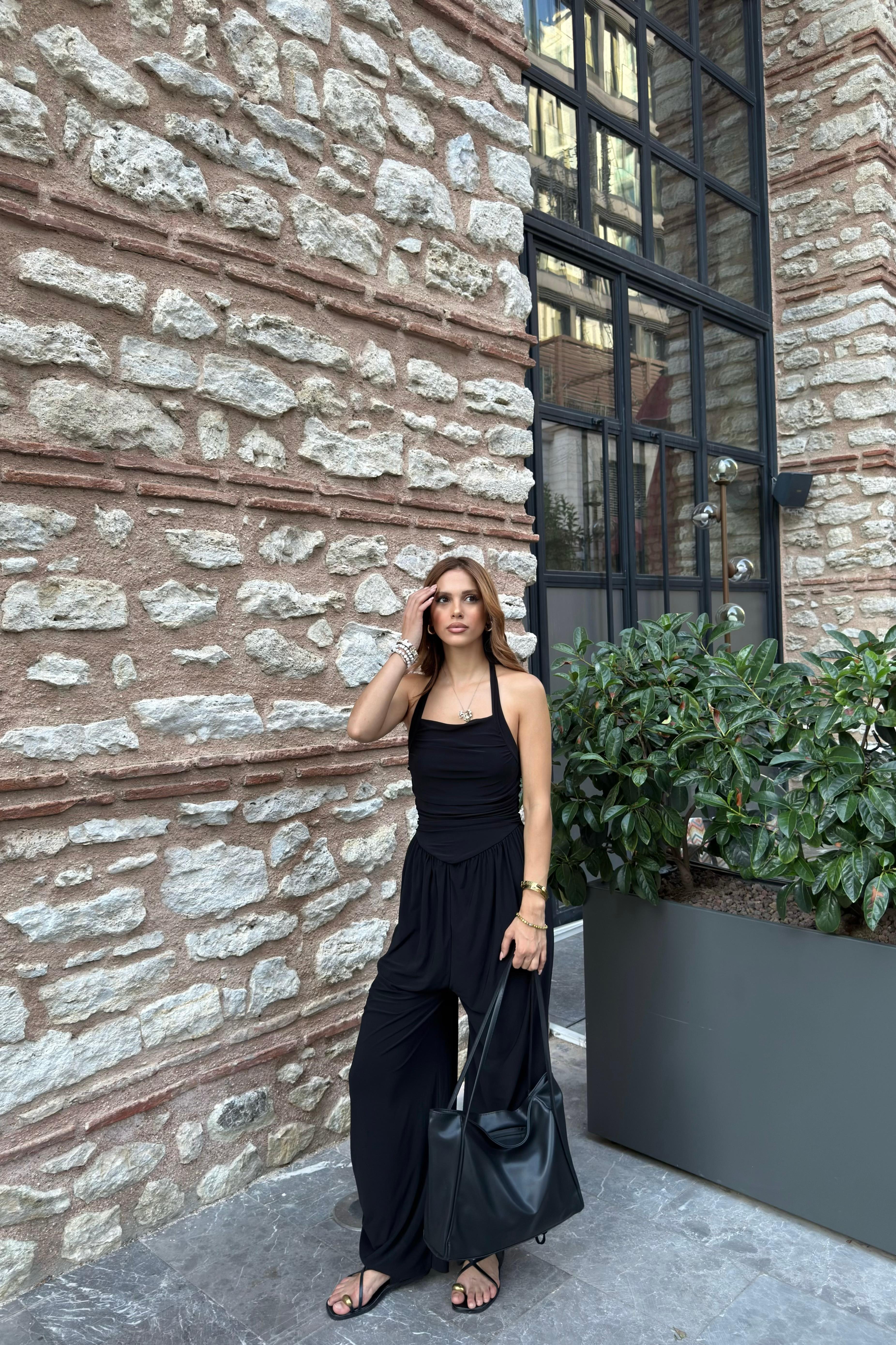 BÜZGÜ DETAYLI BOYUNDAN BAĞLAMALI TULUM