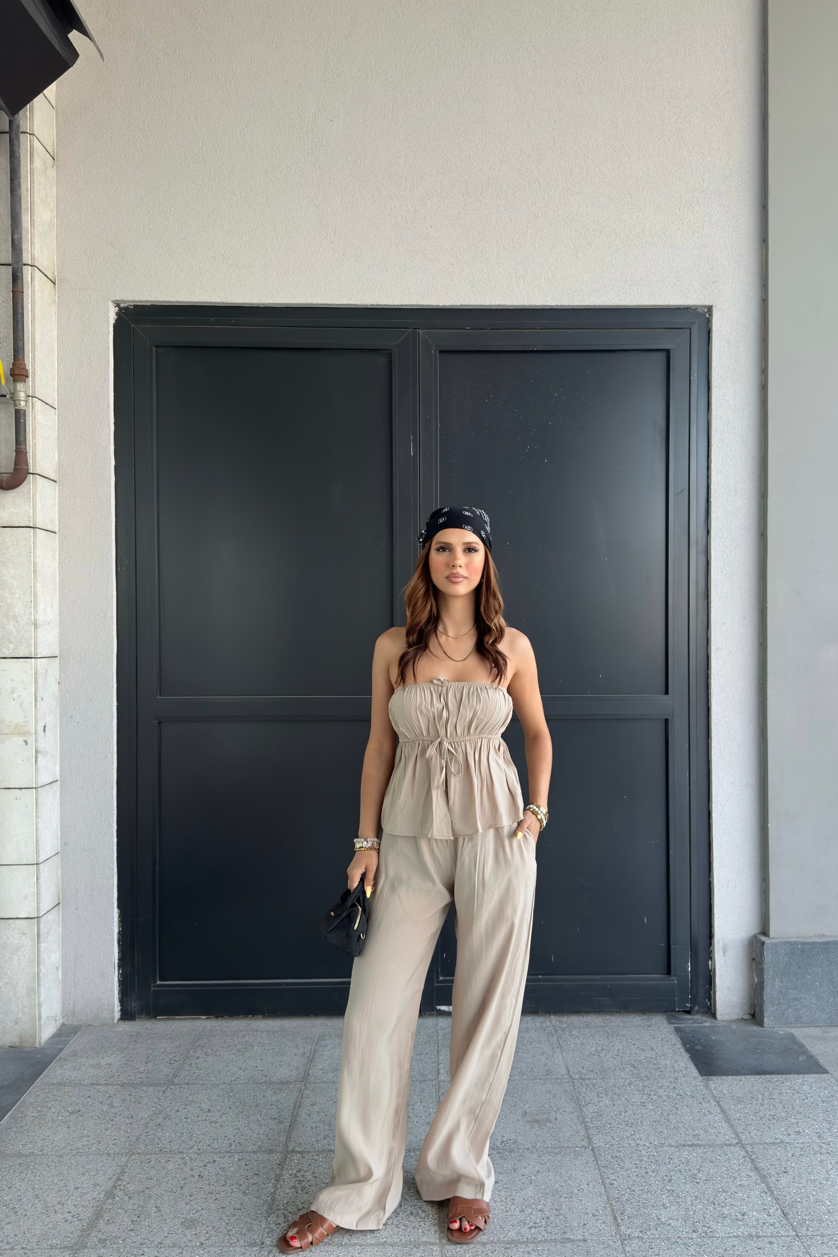 STRAPLEZ BÜZGÜLÜ BLUZ PANTOLON TAKIM