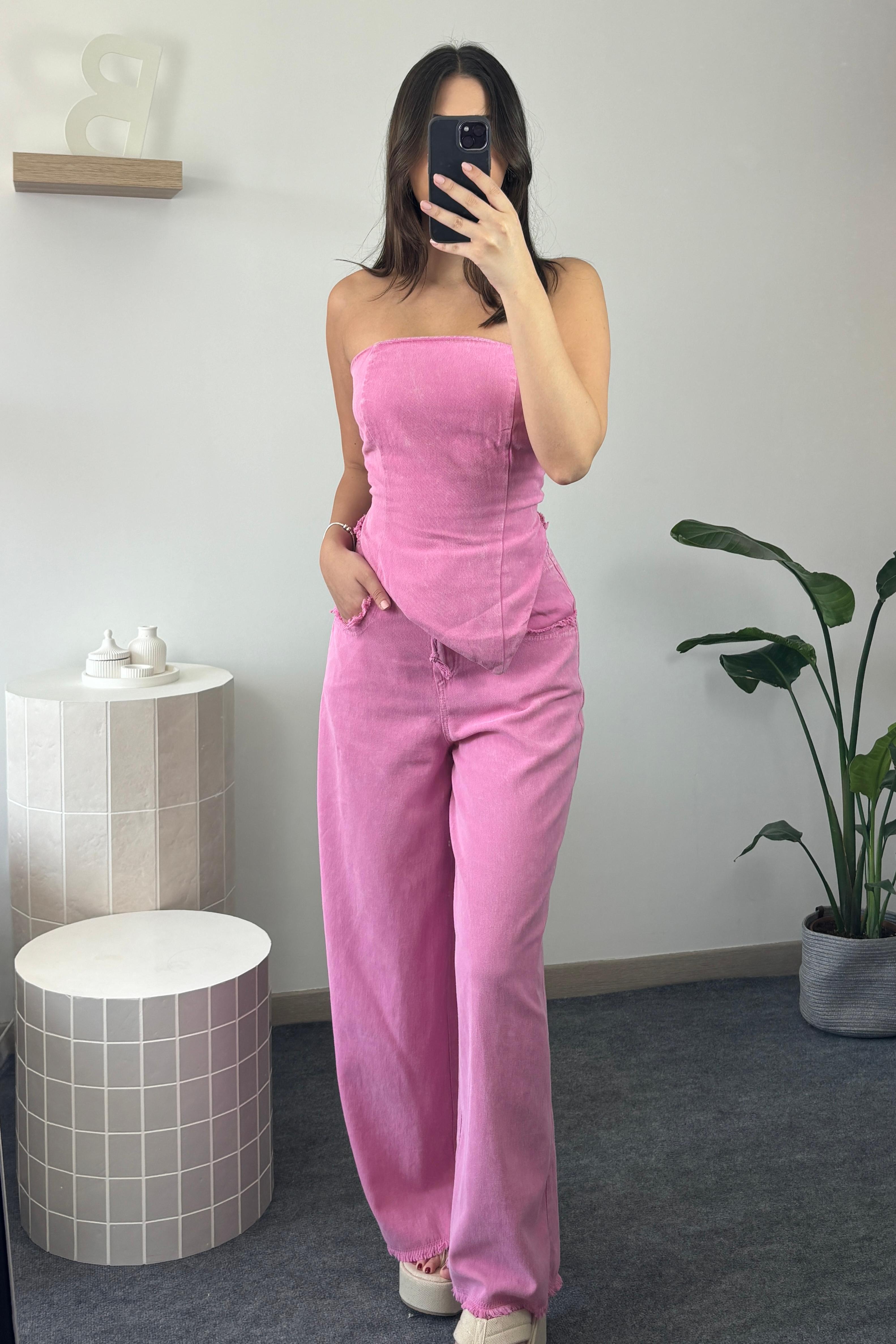 Hello Wear Kadın Giyiminde Trendleri Yakalayın