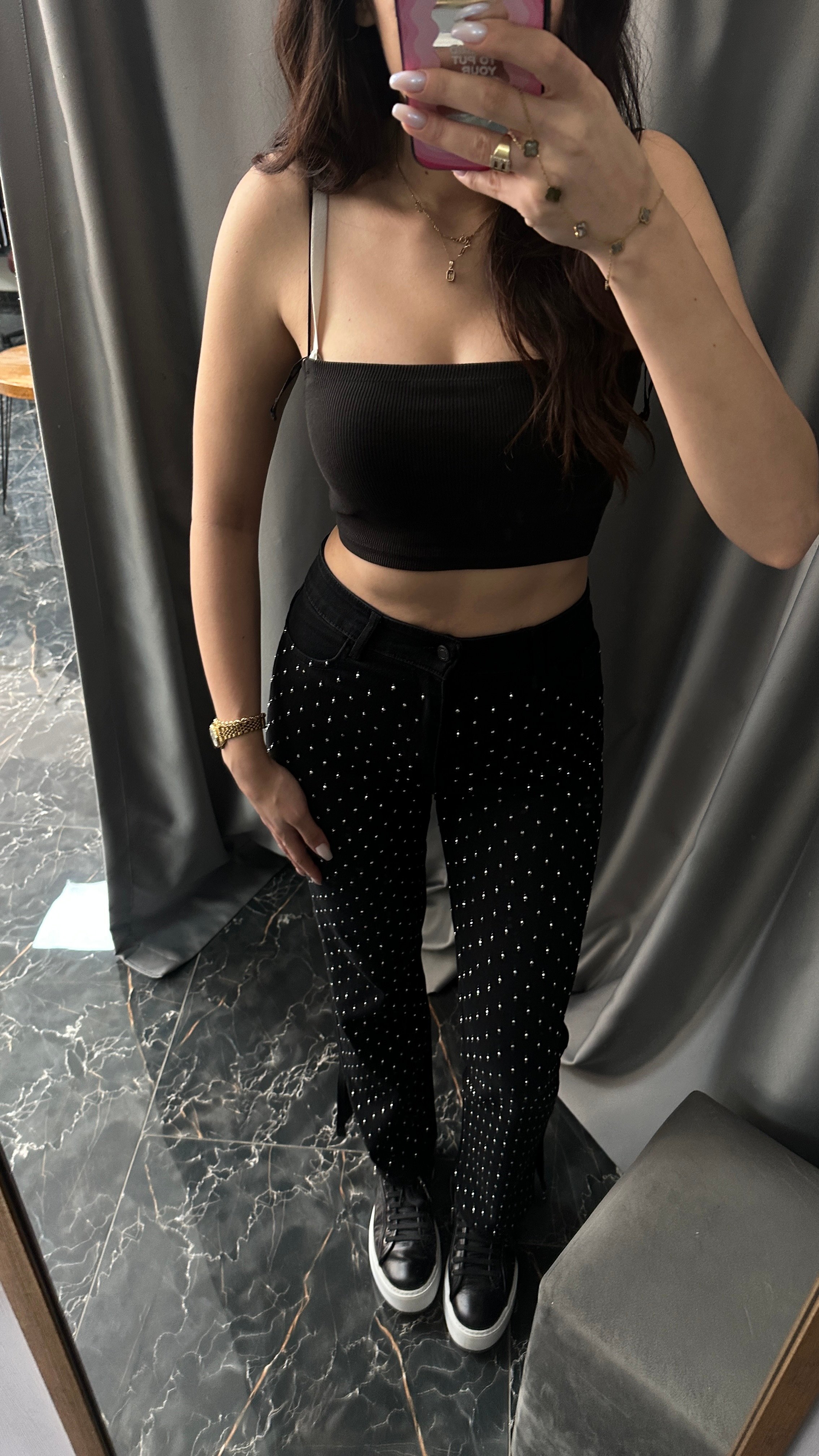 siyah zımbalı mom jean