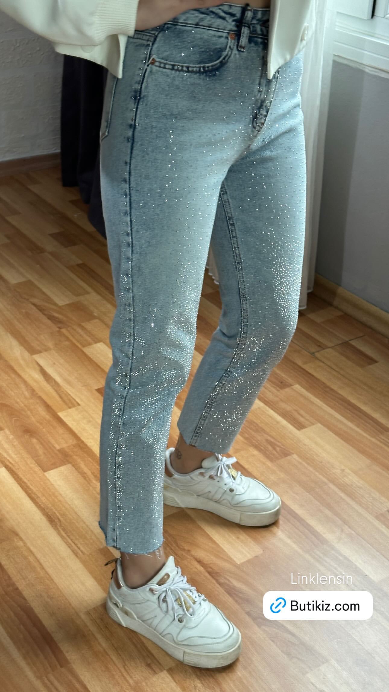 taşlı mom jean açık ton 