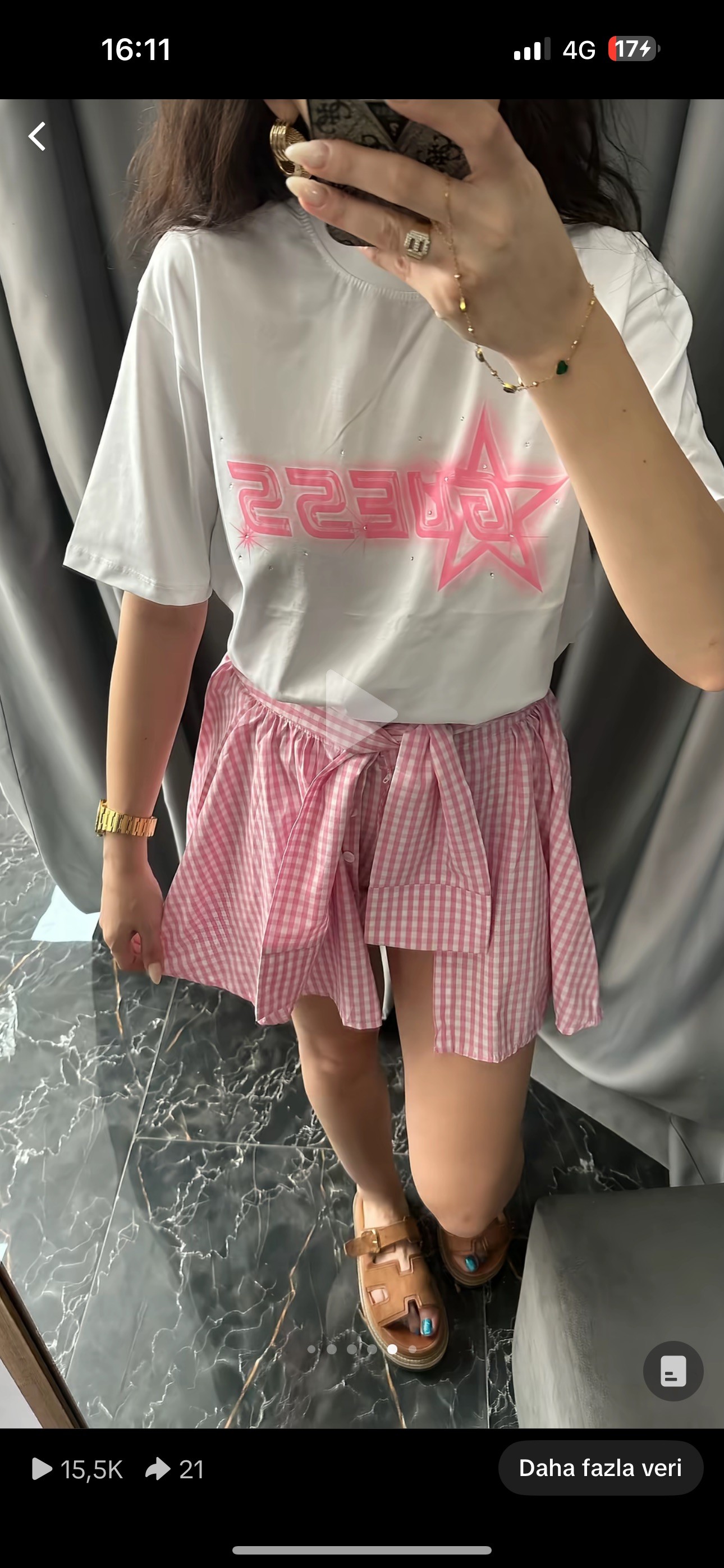grafiti yazılı tshirt 