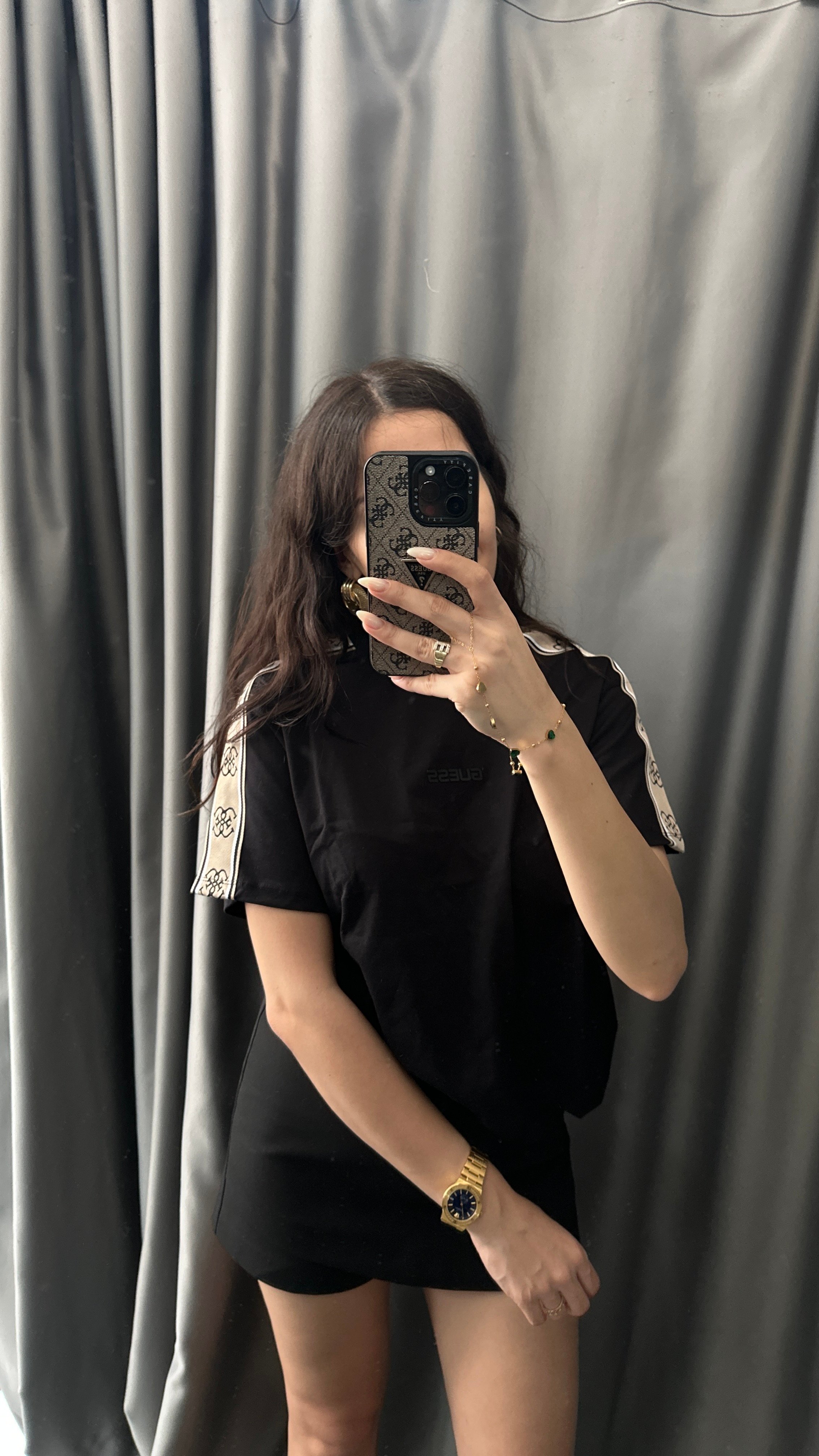 şeritli monogram siyah tshirt